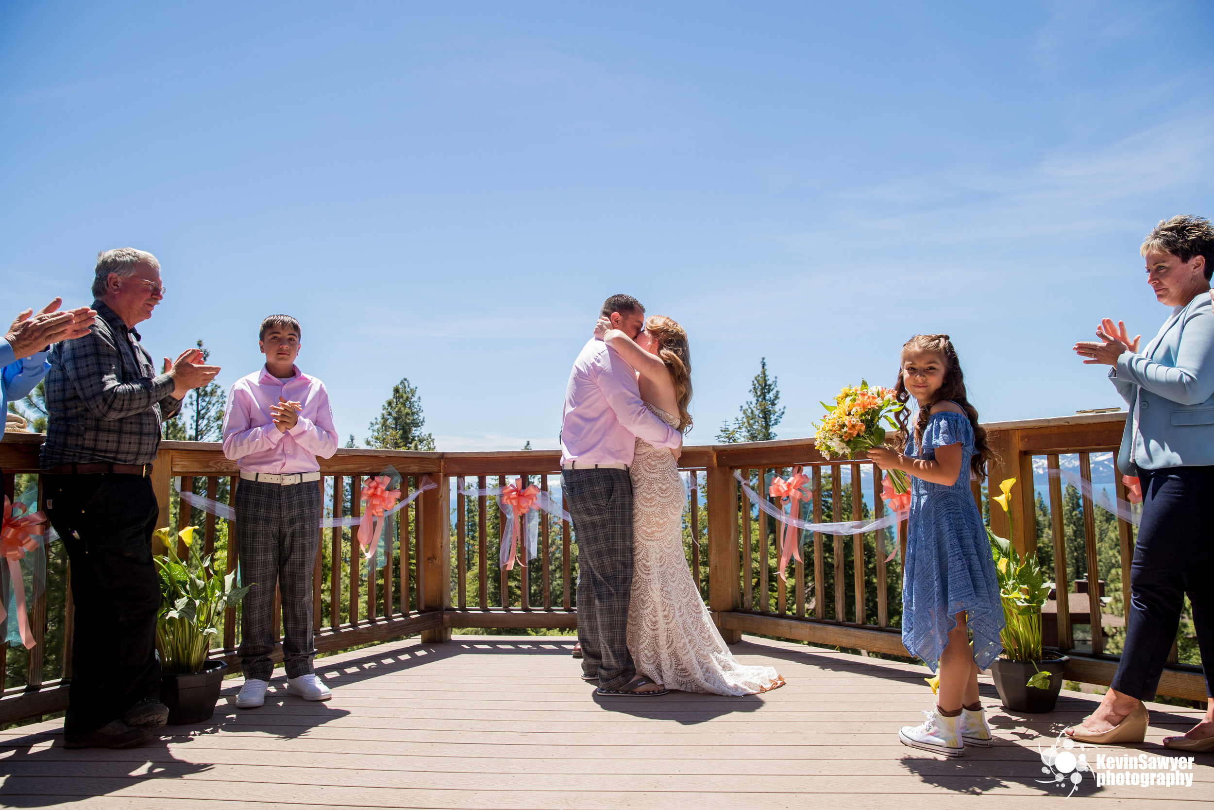 lake-tahoe-photographer-wedding-best-top-north-south-west-city-ceremony-dress-bride-groom