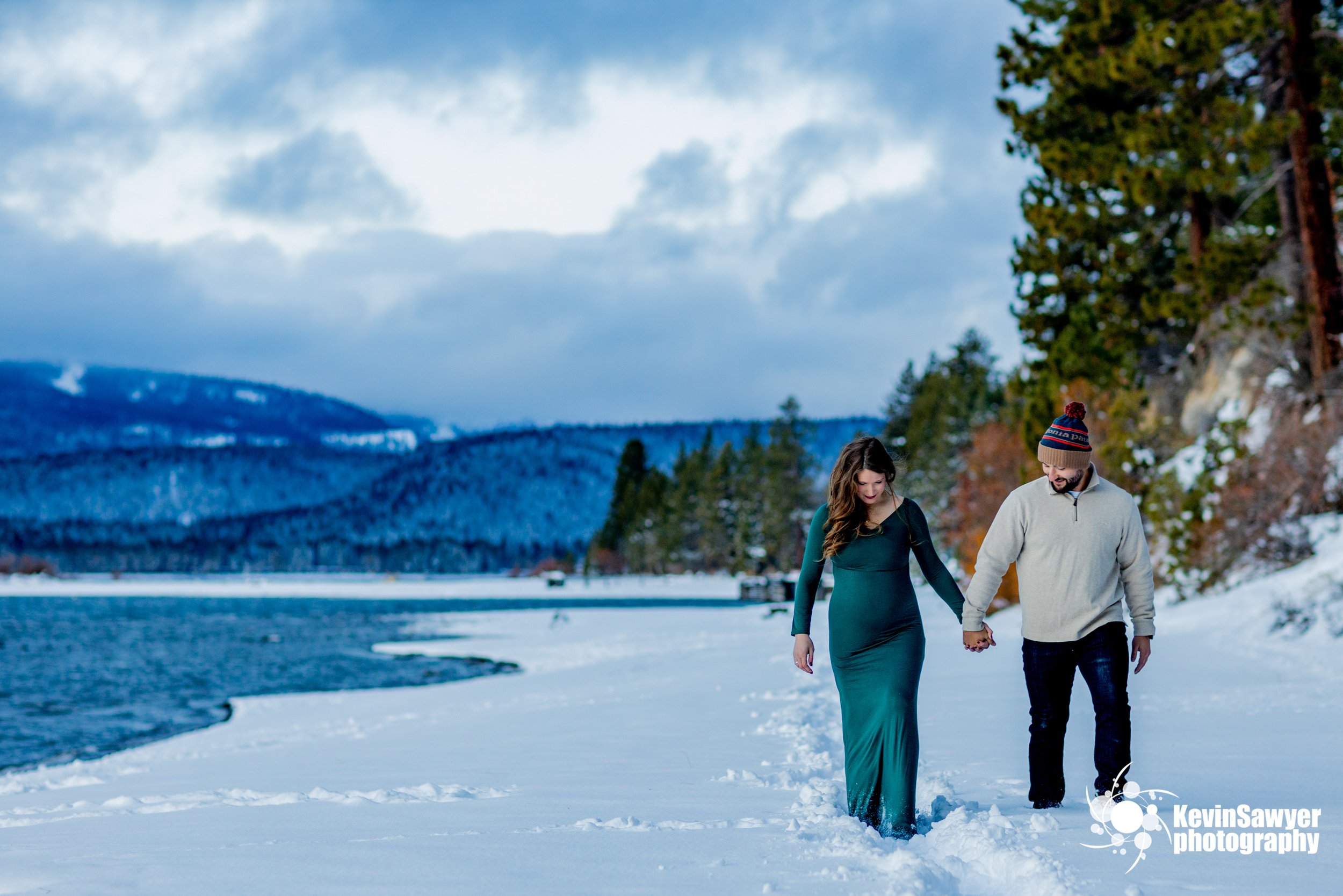 lake-tahoe-maternity-photographer-photography-winter-snow-truckee-reno-photos