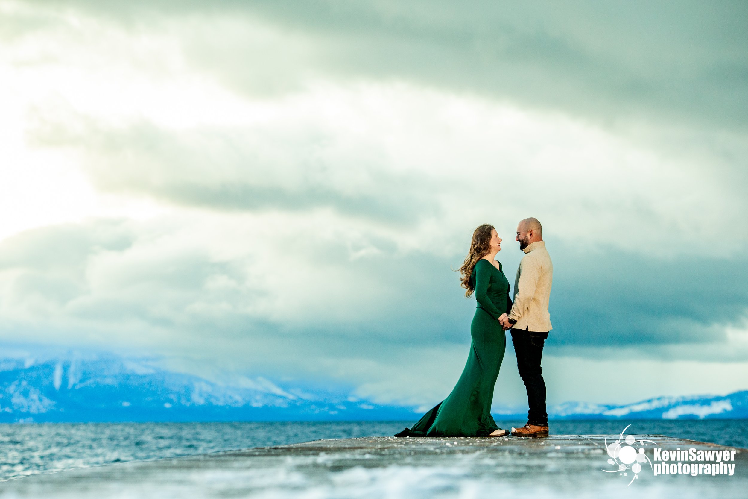 lake-tahoe-maternity-photographer-photography-winter-snow-truckee-reno-photos