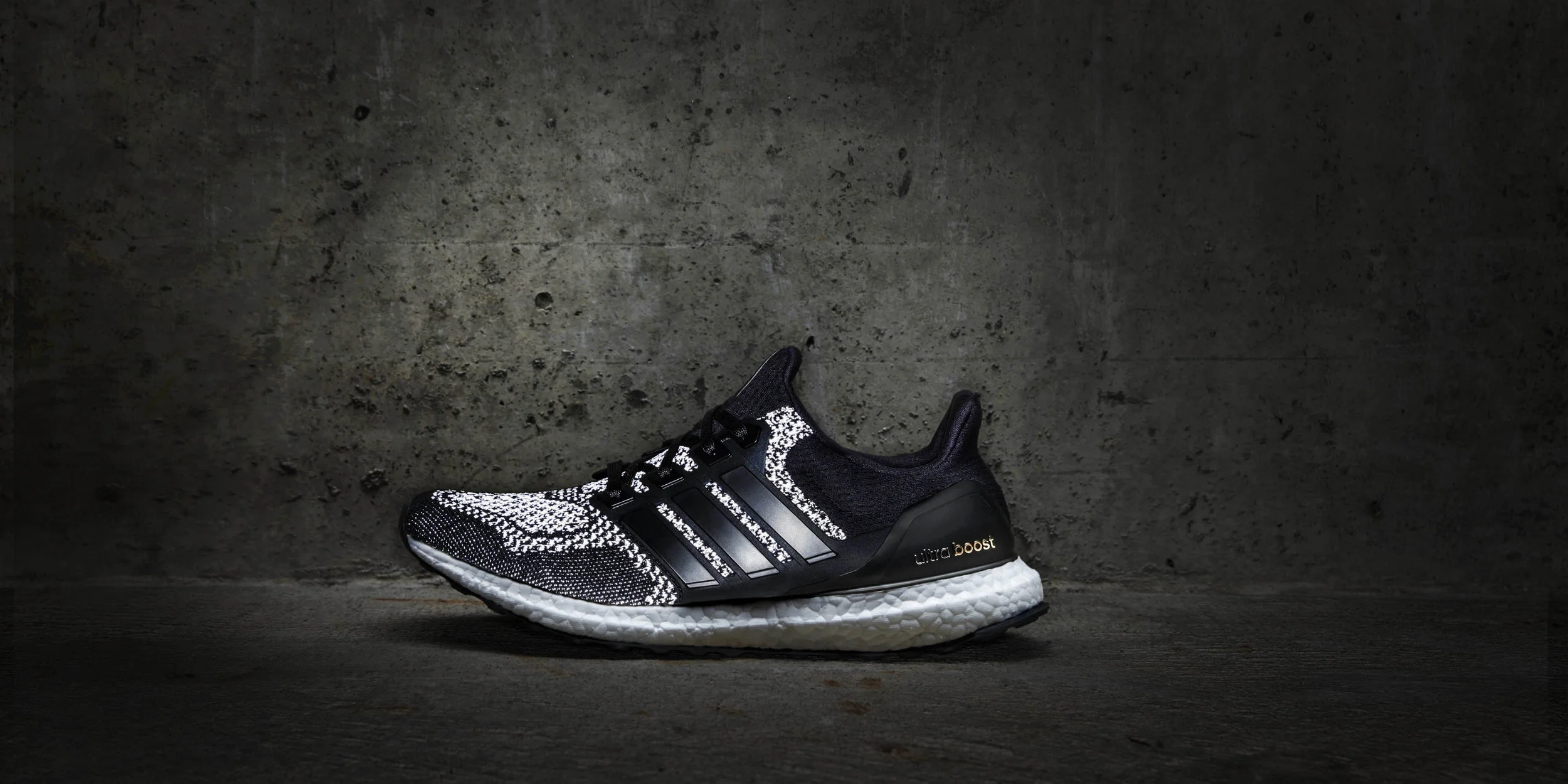 ADI_SS16_BlackFriday_Ultra_View1_Clean-SP3_11-11_V2.jpg