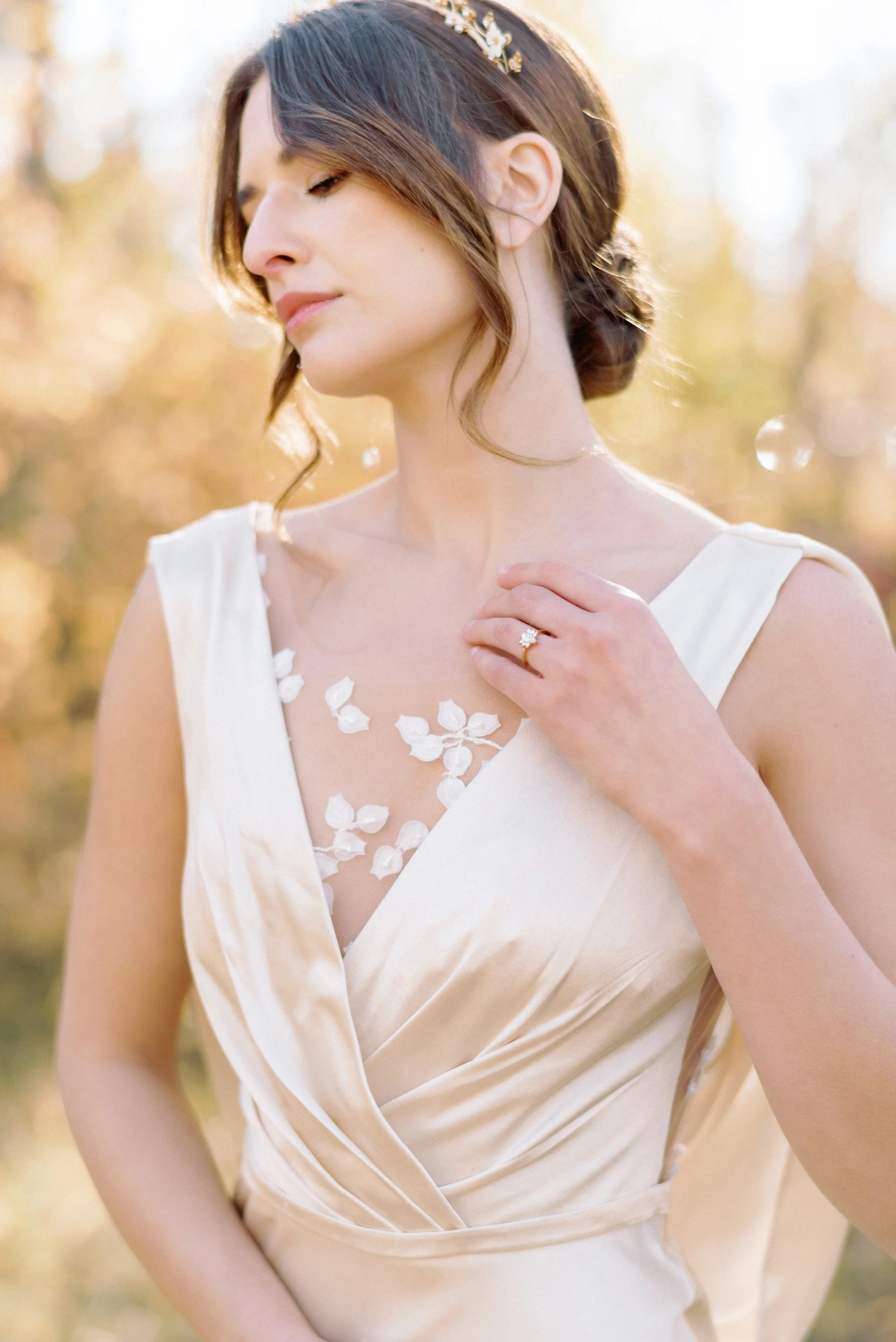 Cinnamon-Autumn-Bride-Kaity-Body-Photography-Online-24.jpg