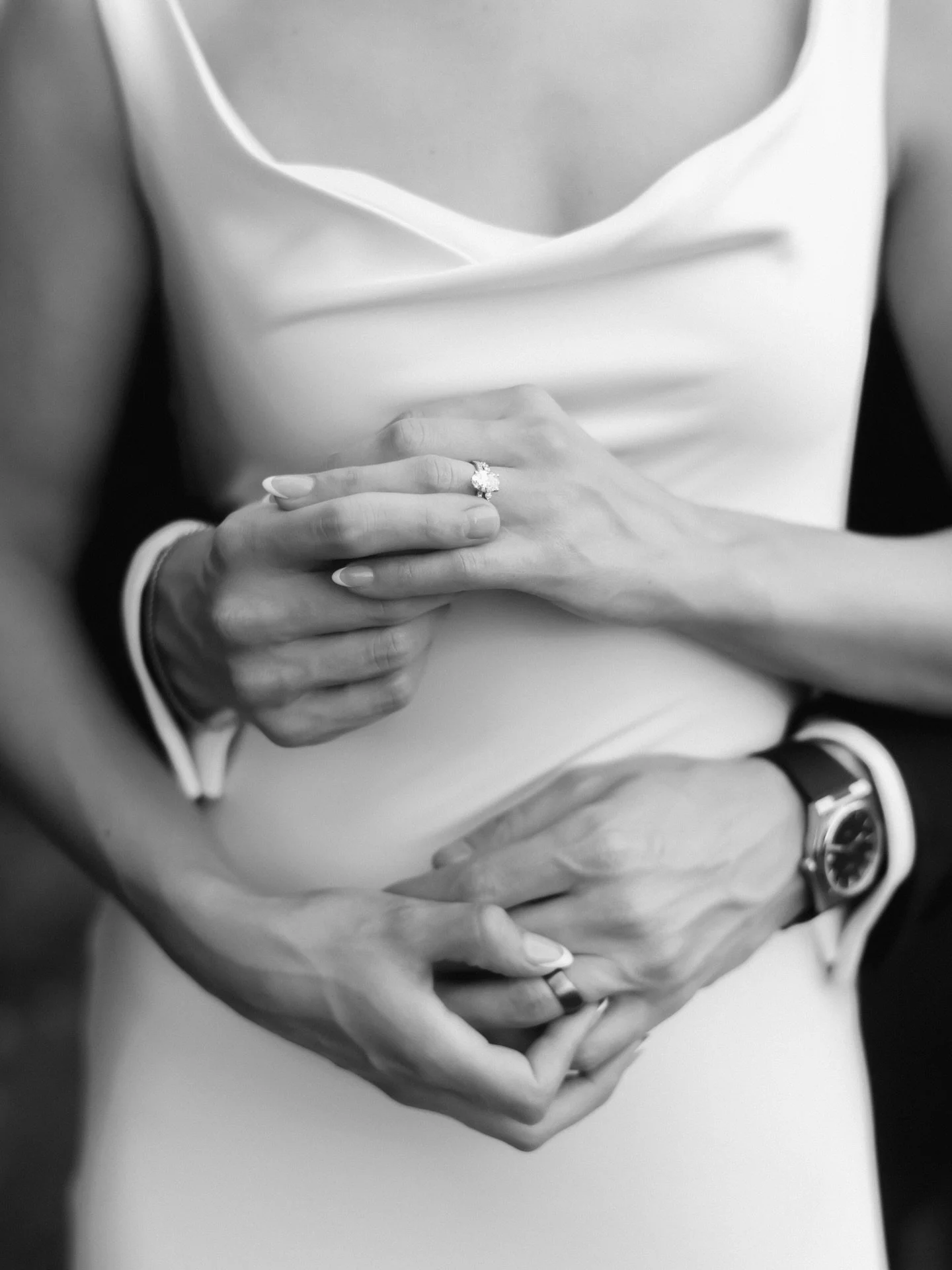 Alyssa &amp; Tanner 4
.
Featured on: @rockymtnbride 
Venue: @azuridge @azuridgeweddings
Wedding Planner: @cnceventdesign 
Florals: @modernflowerstories 
Cake Artist: @prettysweetyyc 
DJ: @pezproductions
Makeup Artist: @nicoledoesmakeup
Hair Stylist: 