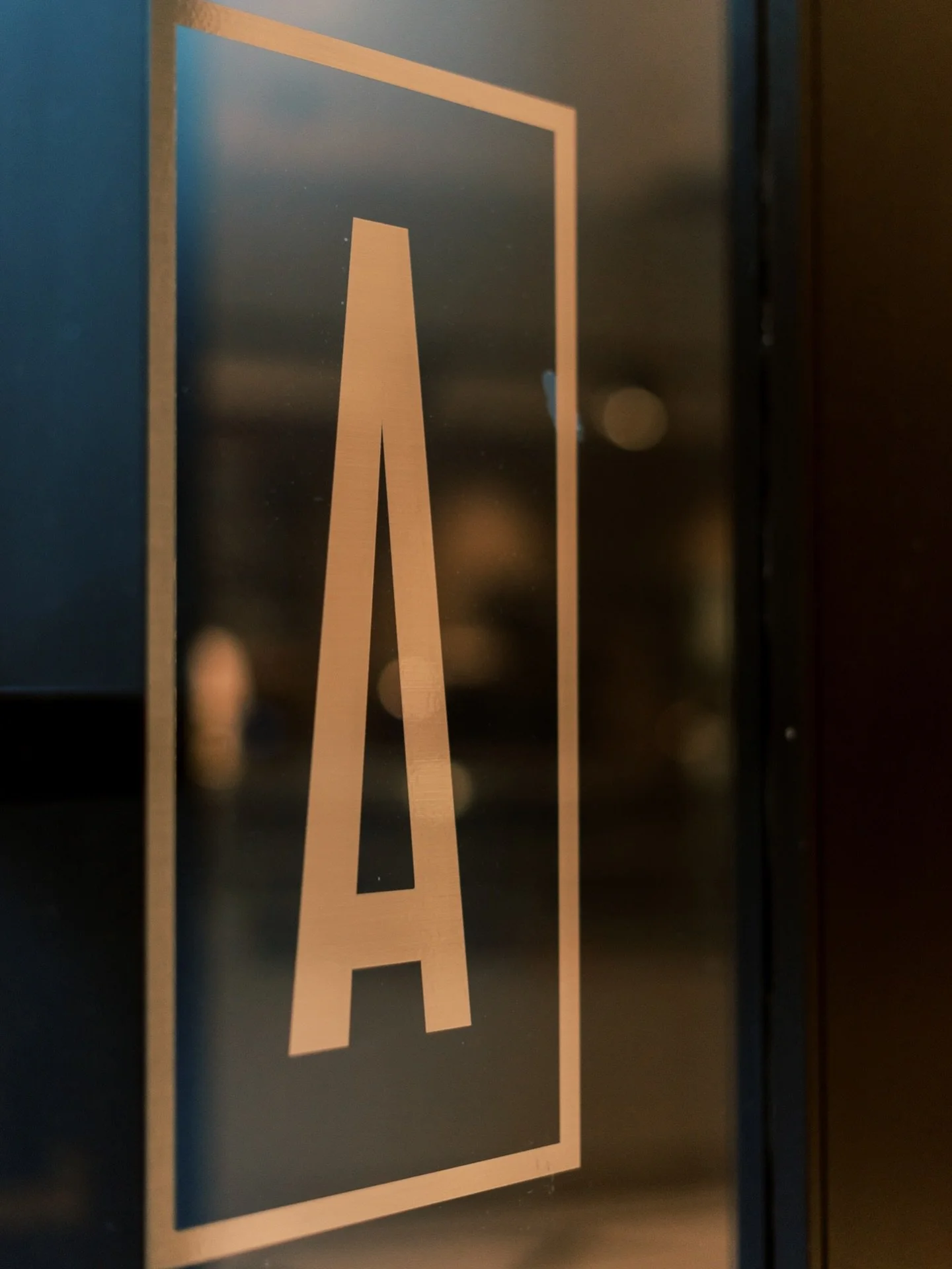 Caron &amp; Jordan 8
.
Venue: @thewestleyhotel @alfornoyyc 
Florist: @nectareandroot 
Hair &amp; Makeup Artist: MKMH.ca
Wedding Gown Designer: @solacelondon 
Bridesmaids Dresses: @saks 
Groomsmen Suits: @hudsonsbay
.
.
.
.
#yycweddingphotographer #ca