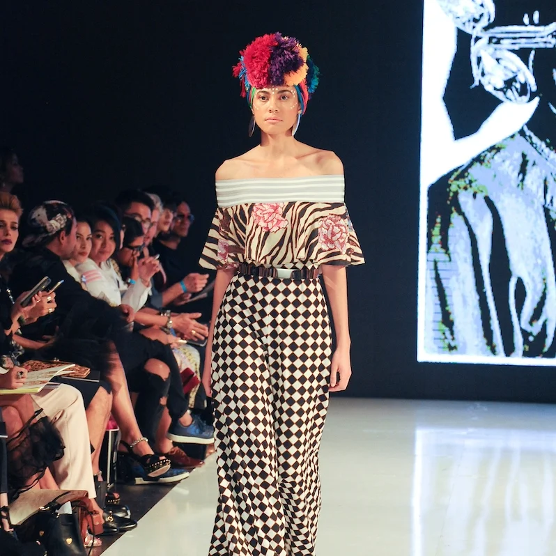 2-la-fashion-week-shows-10-1-16-jajaka3881 (1).jpg