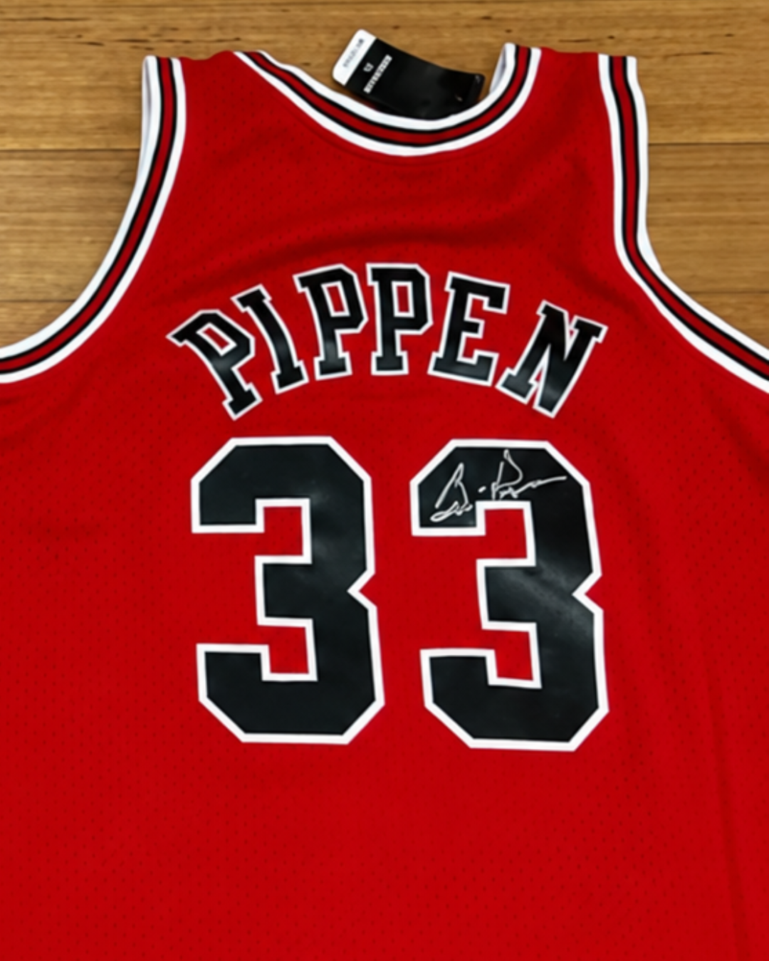 Signed Scottie Pippen singlet