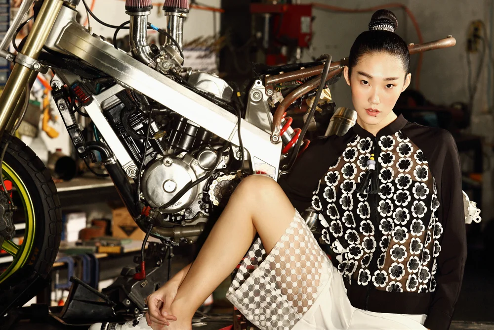 CynthiaAndXiao_SS16_Campaign08aS.jpg