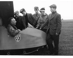 tn-Leighton-Park-School-John-Simpson.jpg