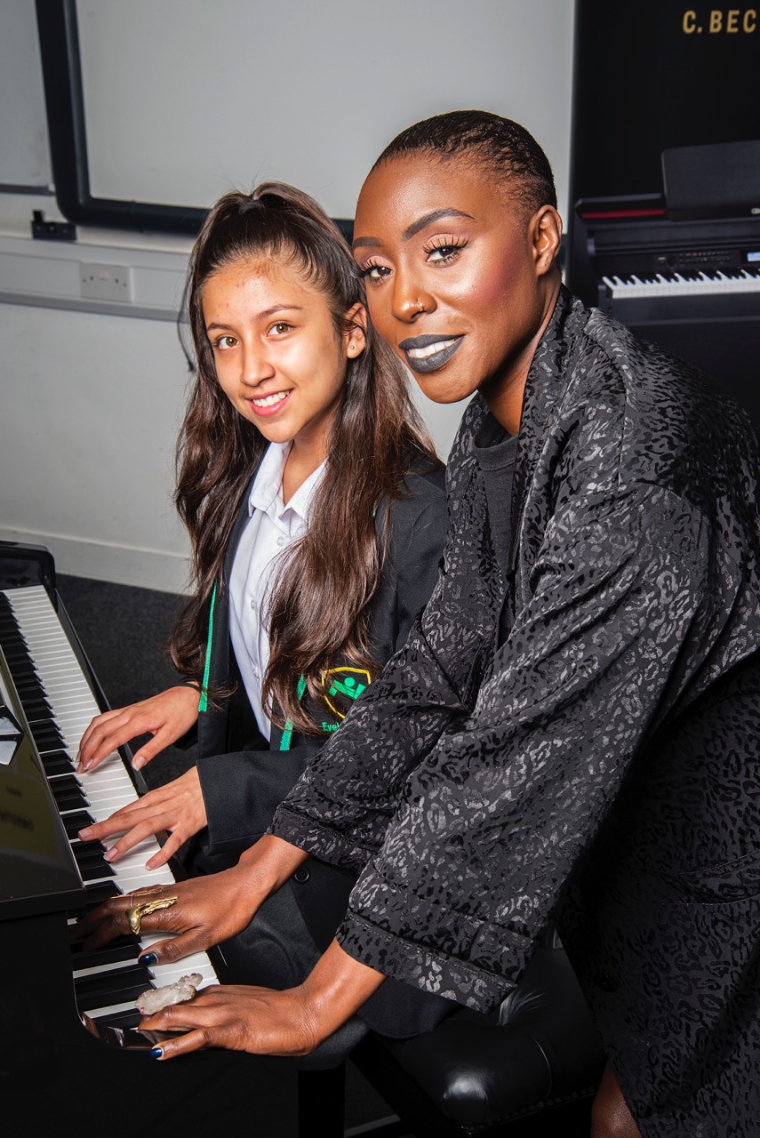 DJH-LAURA_MVULA_ACTION_IN_MUSIC_005.jpeg