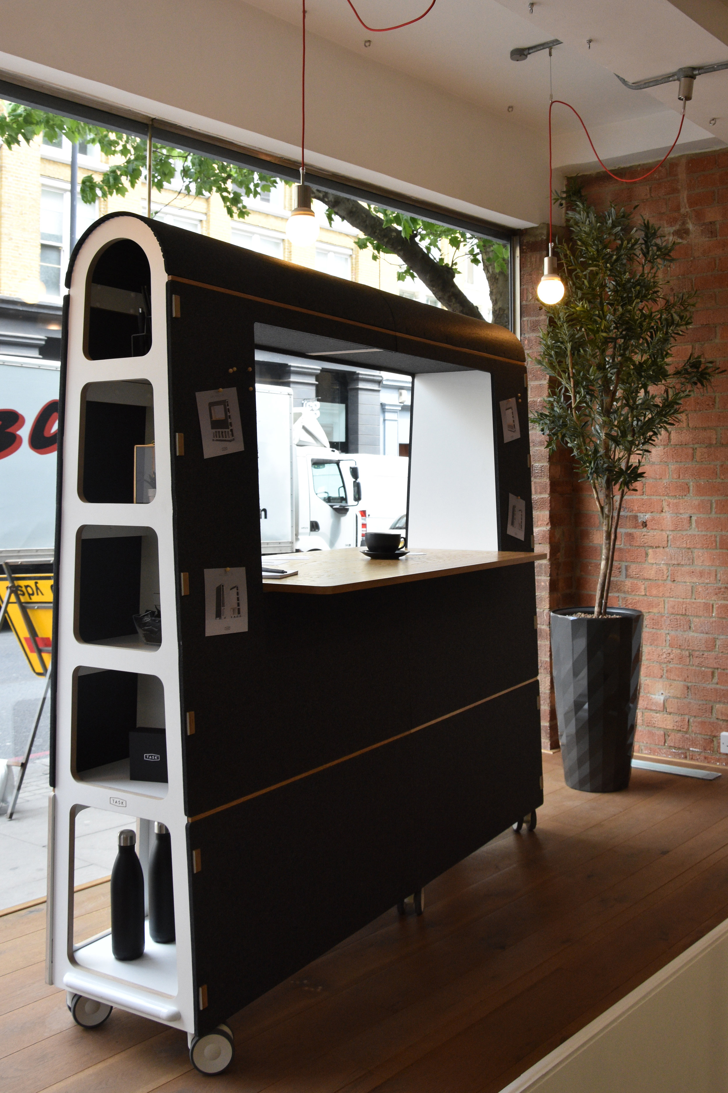 task-show-room-arc-collection-design