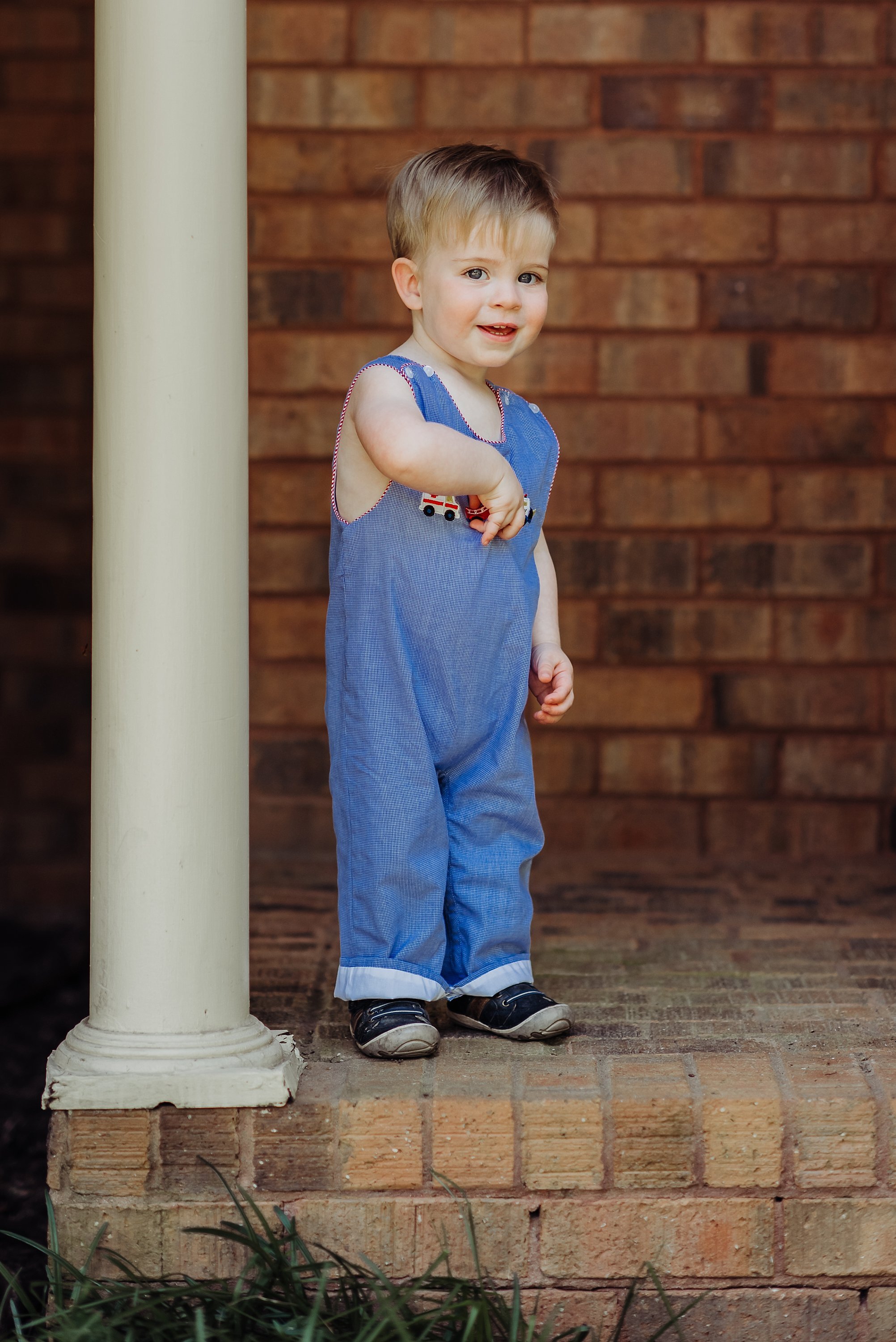 toddler boy smiling 