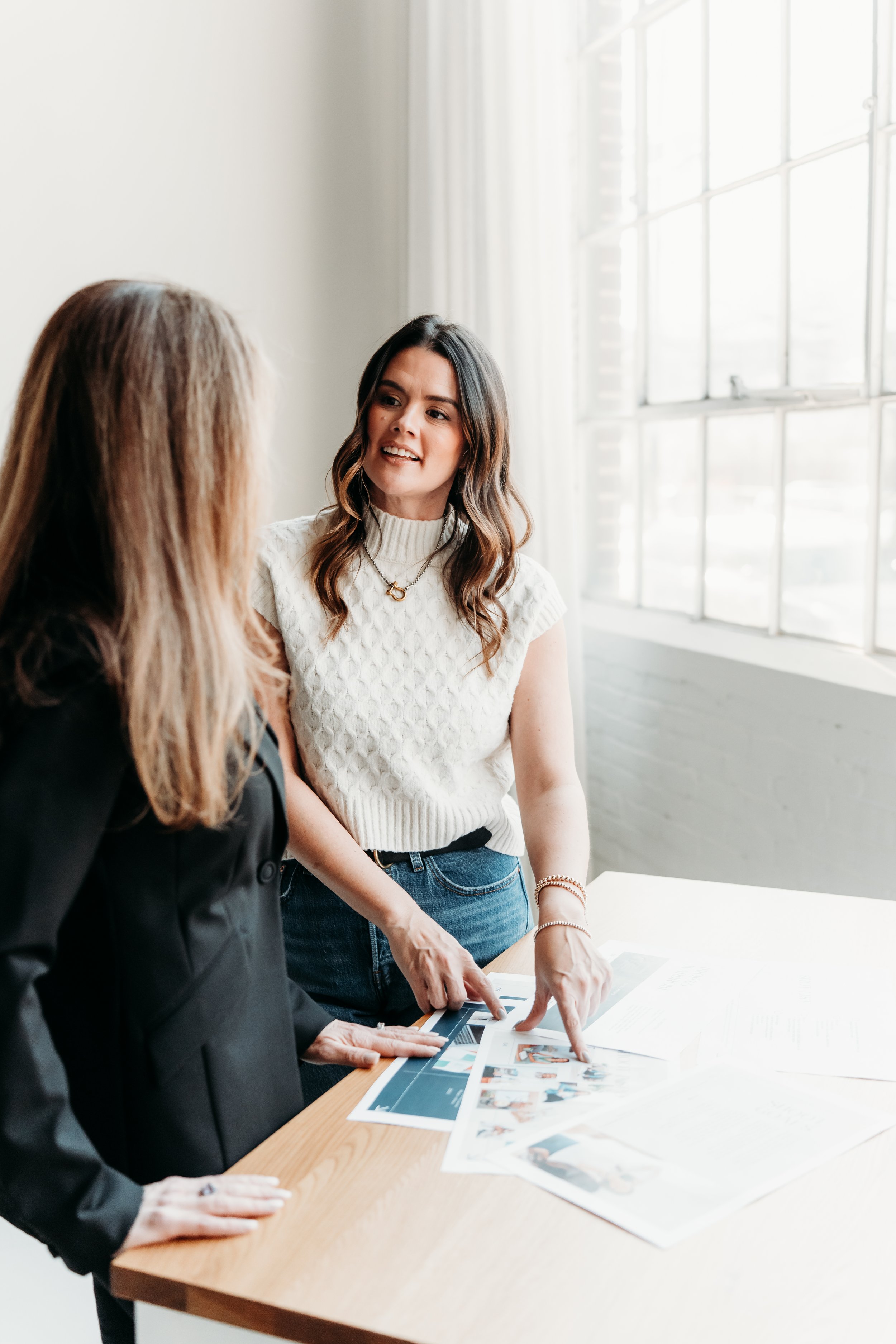 Adrienne Graves Branding  25767.jpg