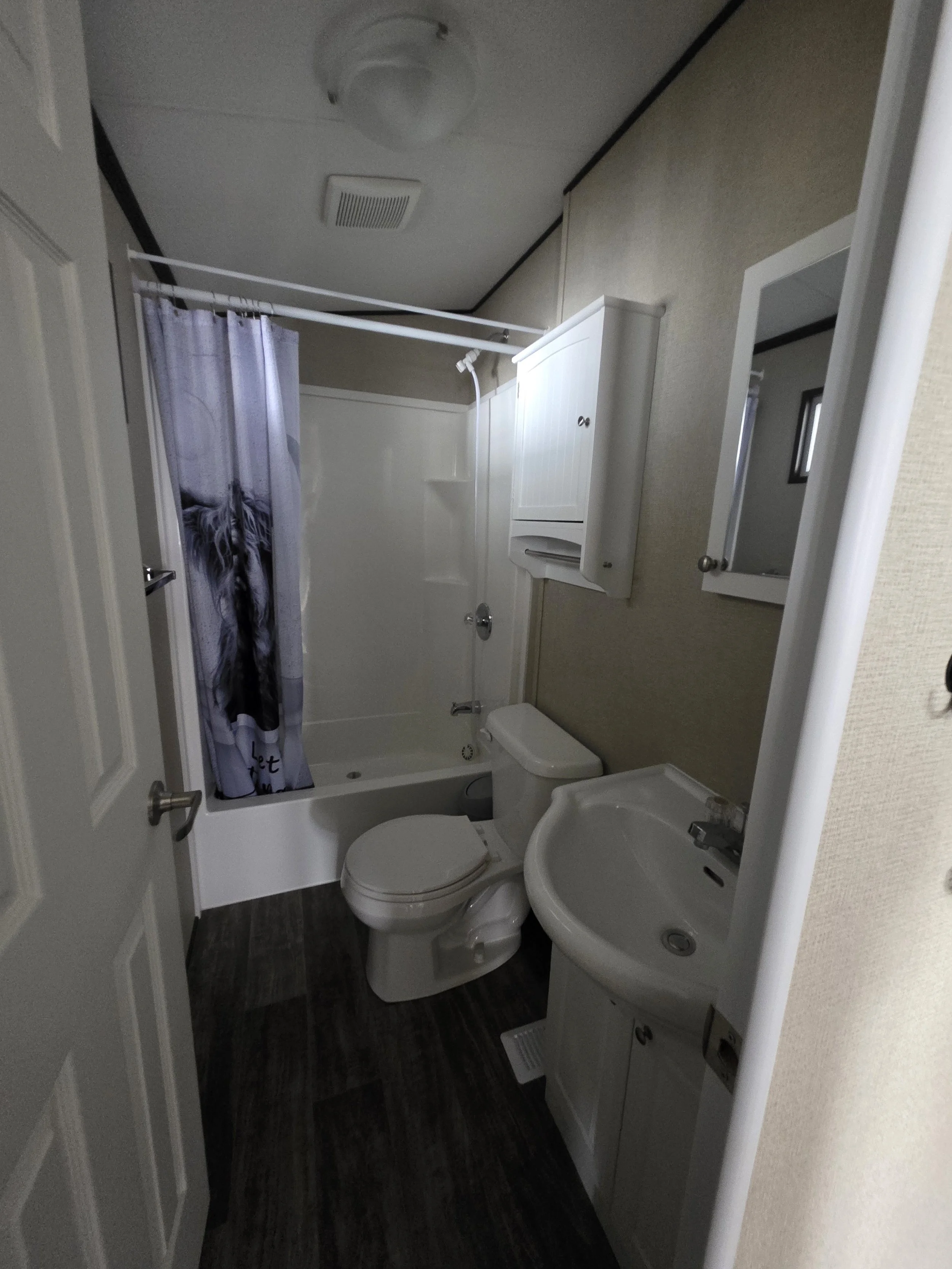 2020NRBATHROOM.jpg