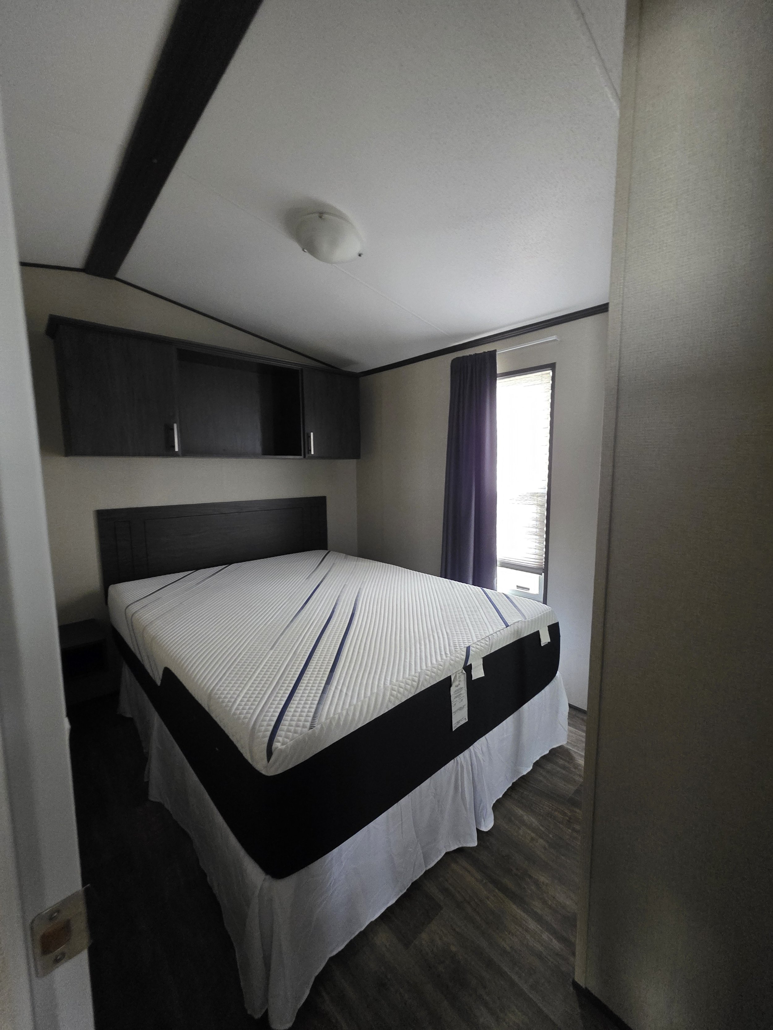 2020NRBEDROOM.jpg