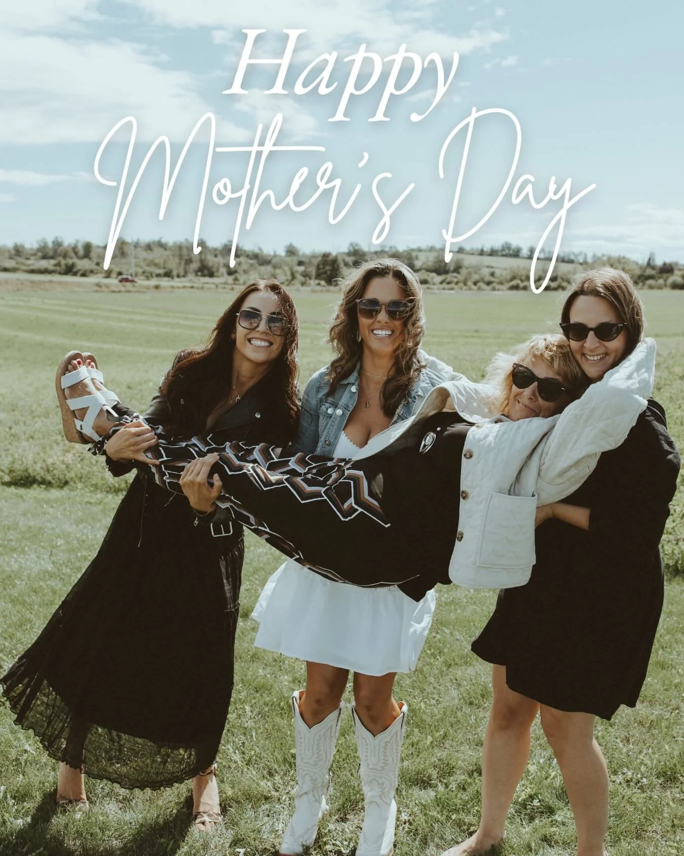 Happy Mother&rsquo;s Day Birdsall moms! 🌸💛