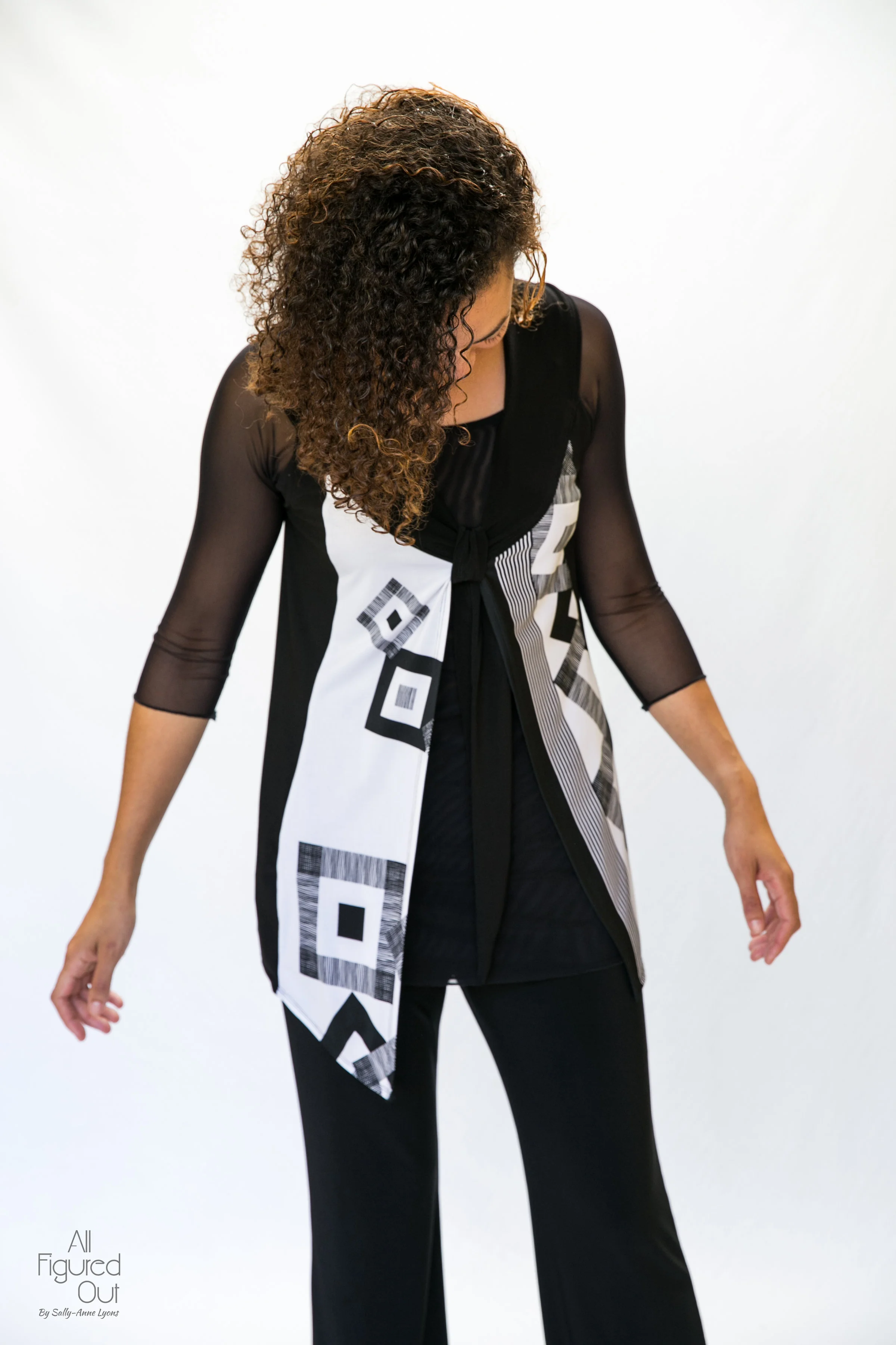allfiguredoutdesignerwardrobesolutions_limitededition_16.jpg