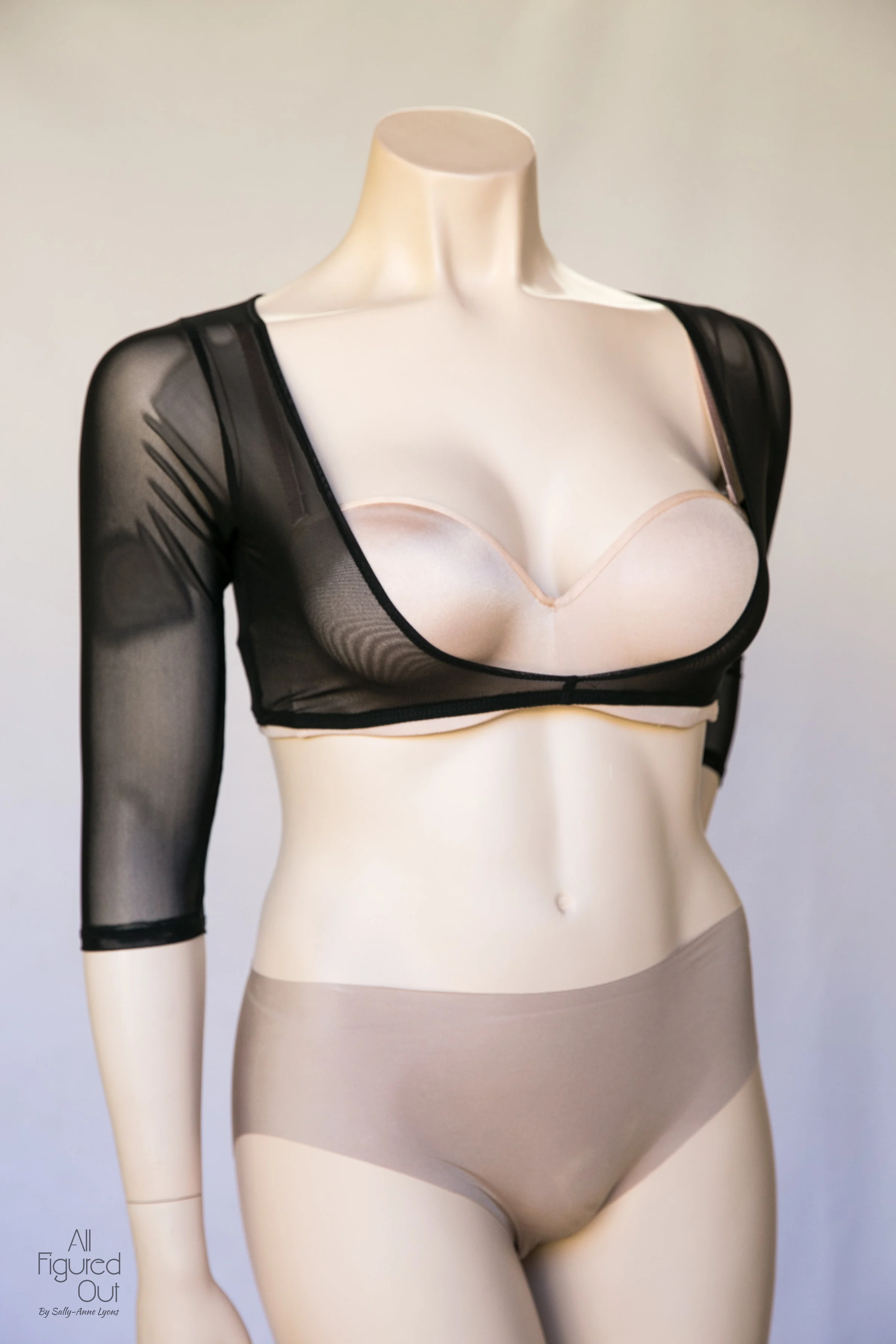 allfiguredoutdesignerwardrobesolutions_11.jpg