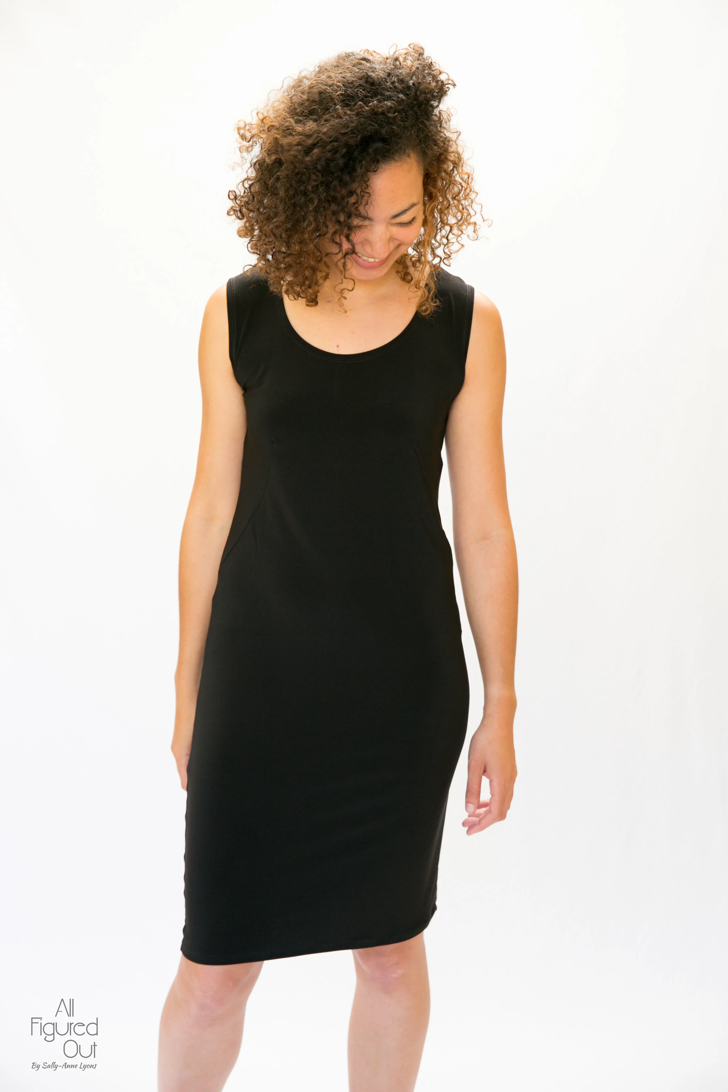 allfiguredoutdesignerwardrobesolutions_sallysentials_23.jpg
