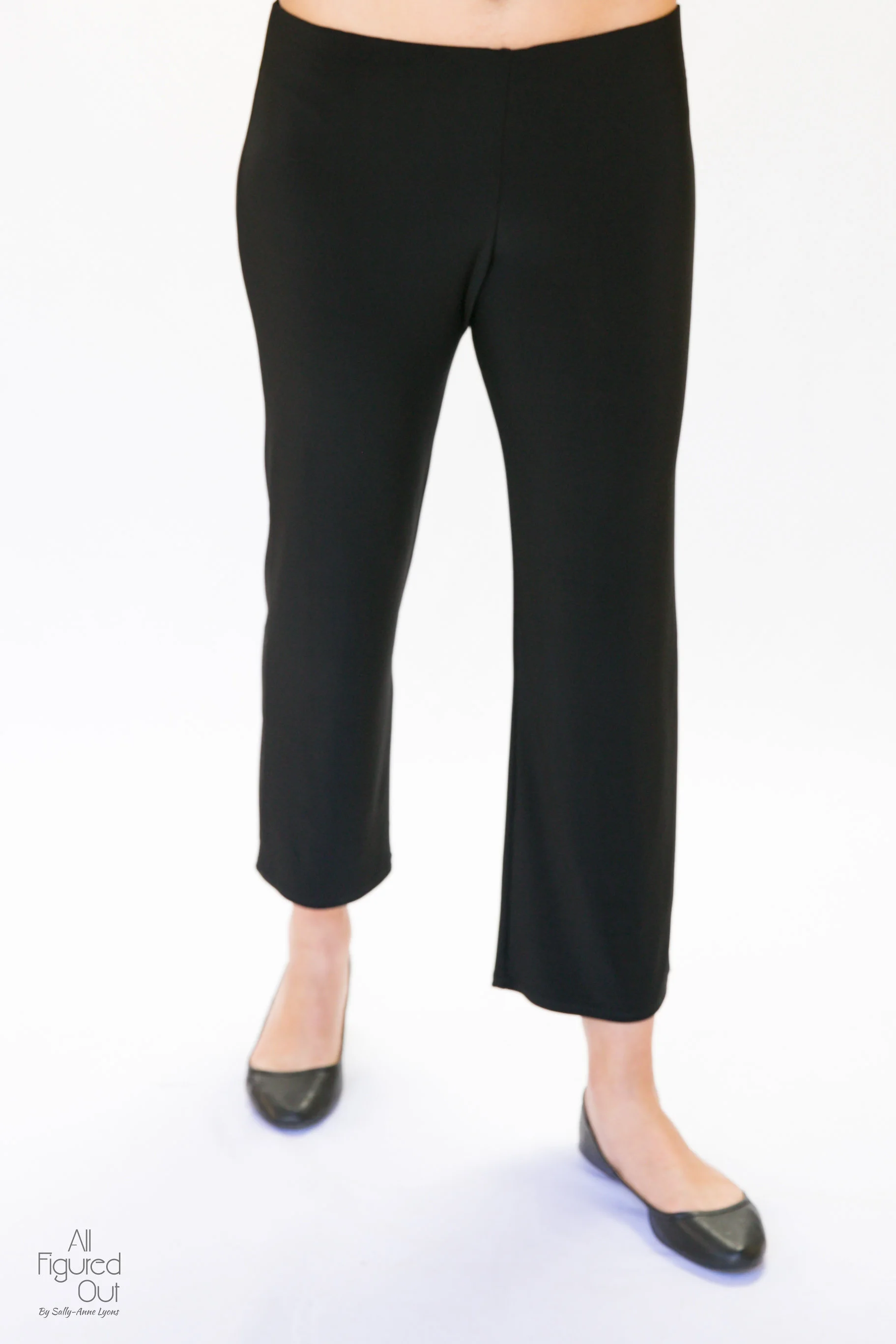 allfiguredoutdesignerwardrobesolutions_sallysentials_26.jpg