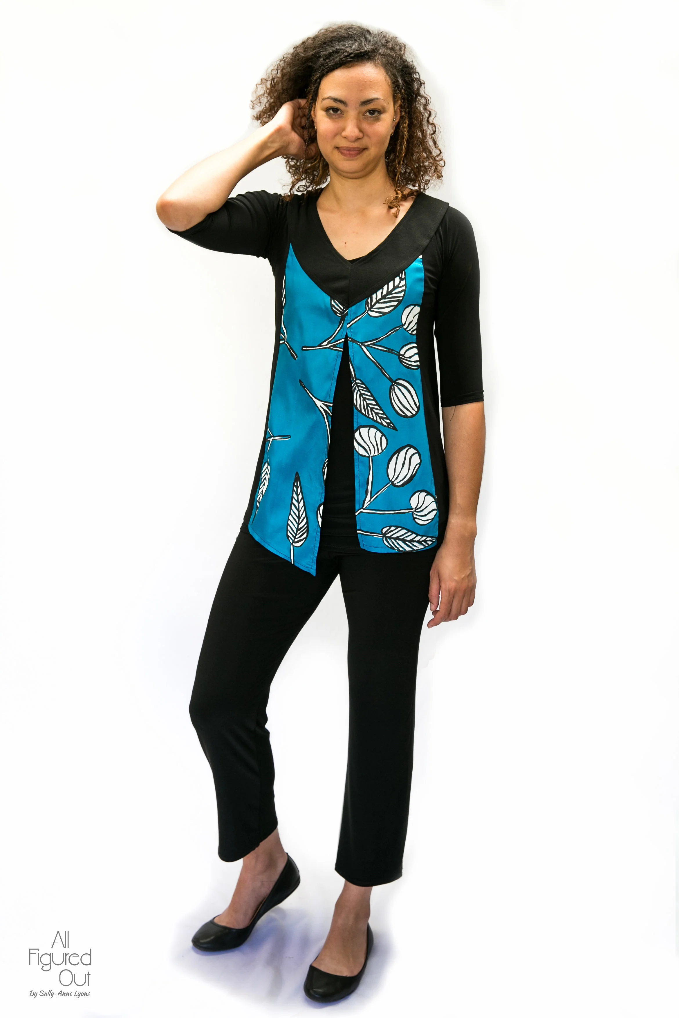 allfiguredoutdesignerwardrobesolutions_sallysentialsandlimitededition_05.jpg