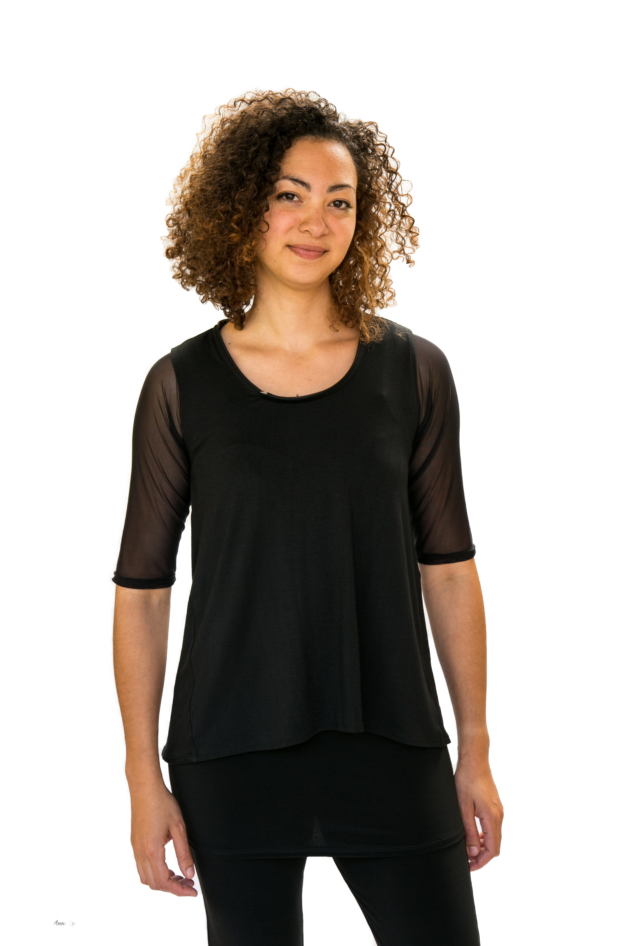 allfiguredoutdesignerwardrobesolutions_zipitessentials_06_InPixio.png