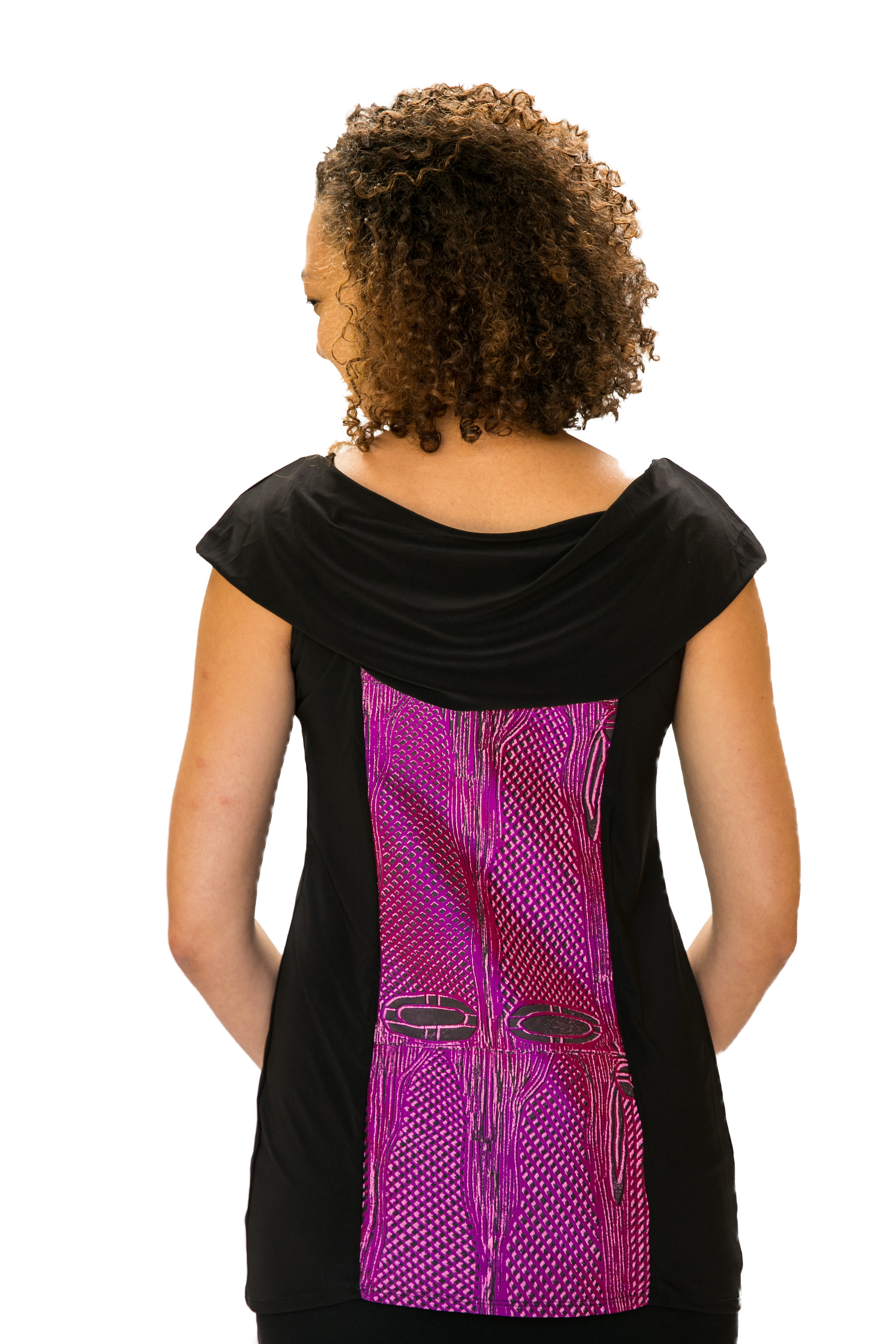 allfiguredoutdesignerwardrobesolutions_indigenous_26_InPixio.png