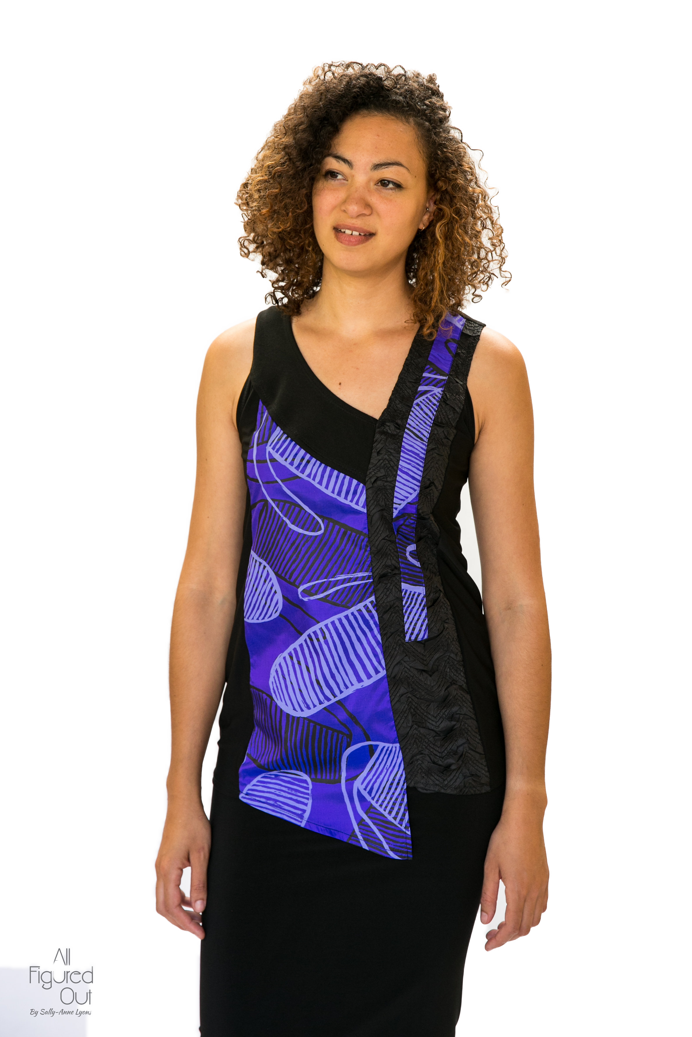 allfiguredoutdesignerwardrobesolutions_indigenous_17_InPixio.png
