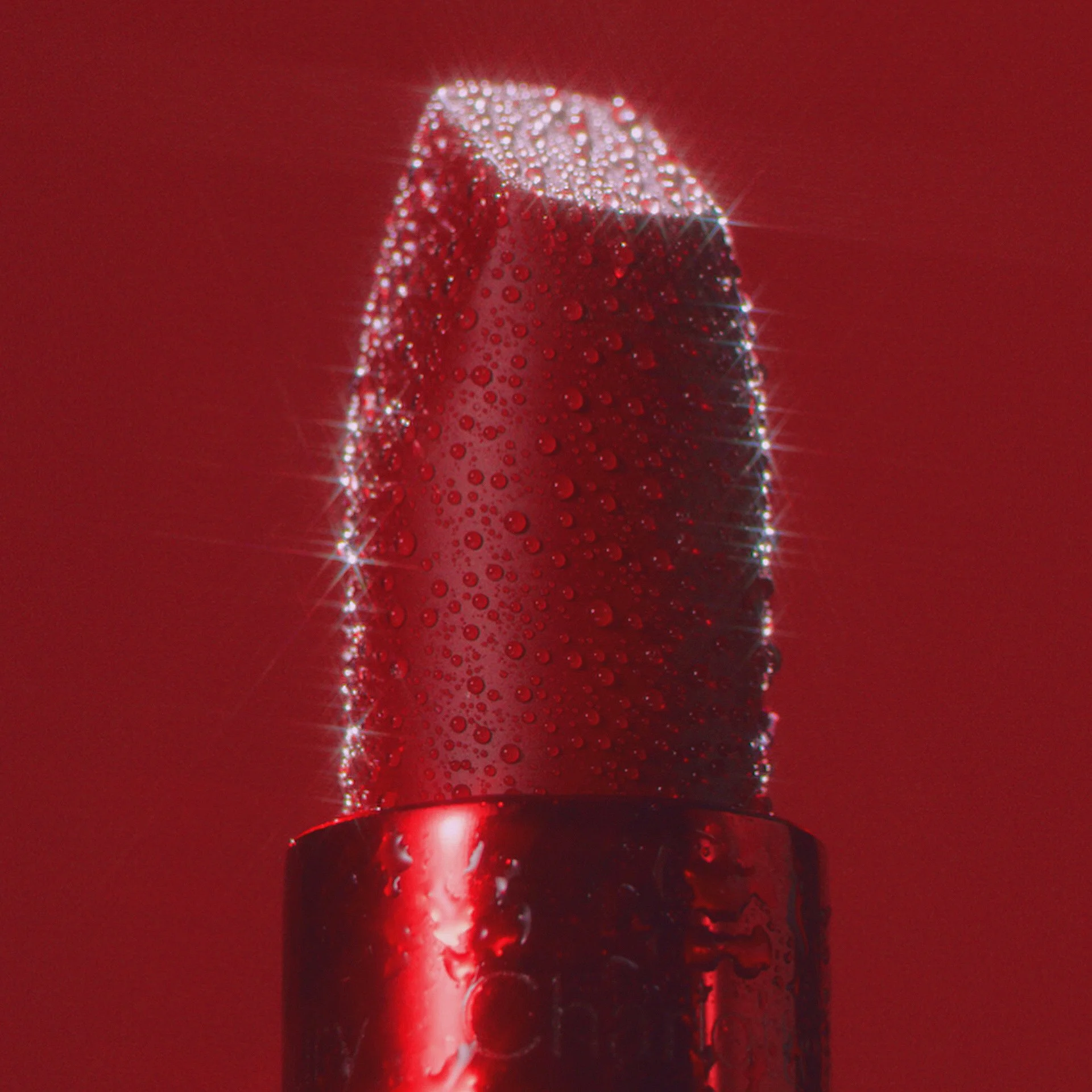 Lipstick Square.mov_snapshot_00.15.381.jpg