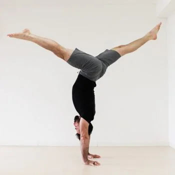 handstand one.jpg