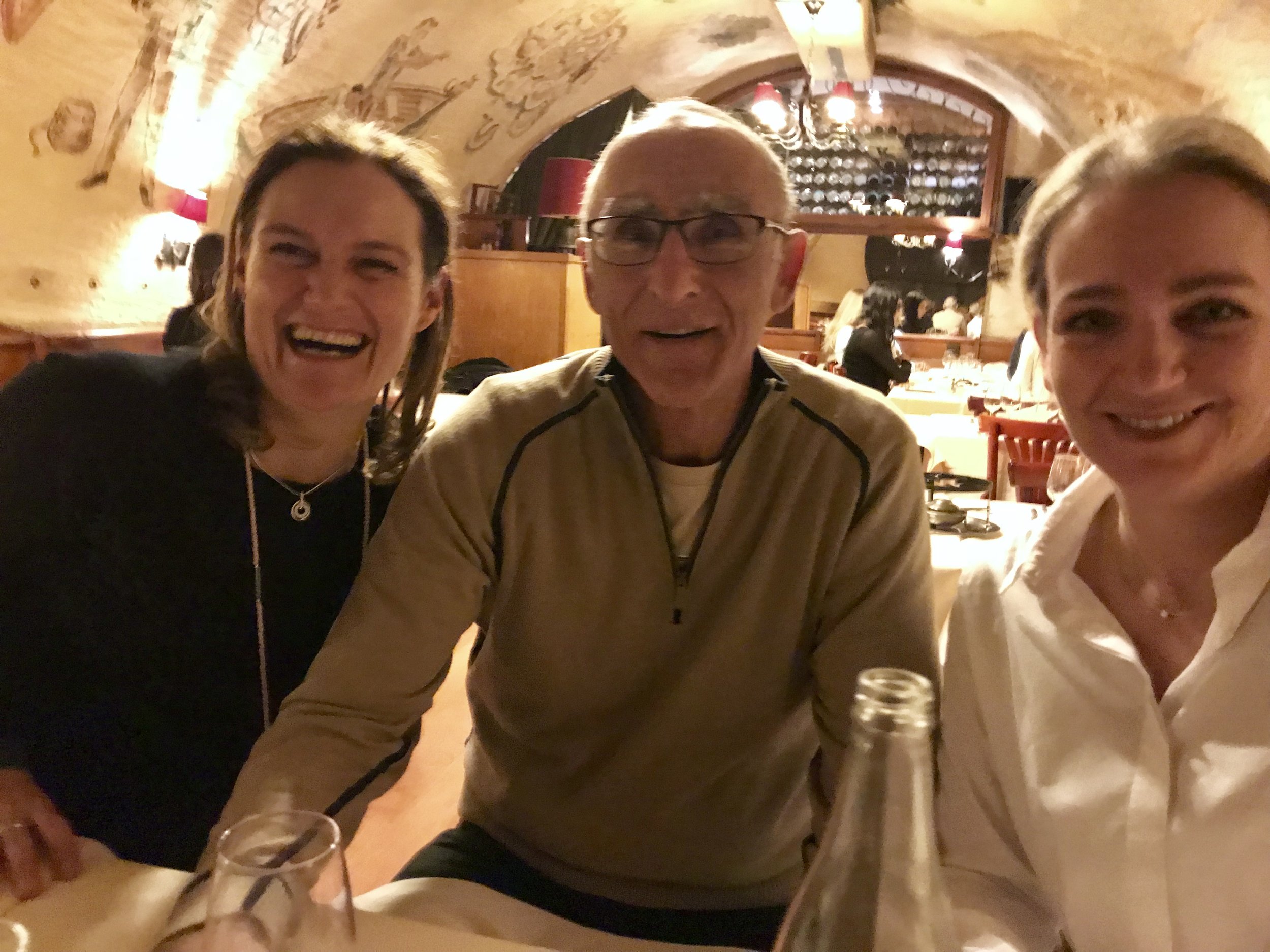 Murielle Pickard, Paul (Kathys Ehemann) und Claudia Holtmanns