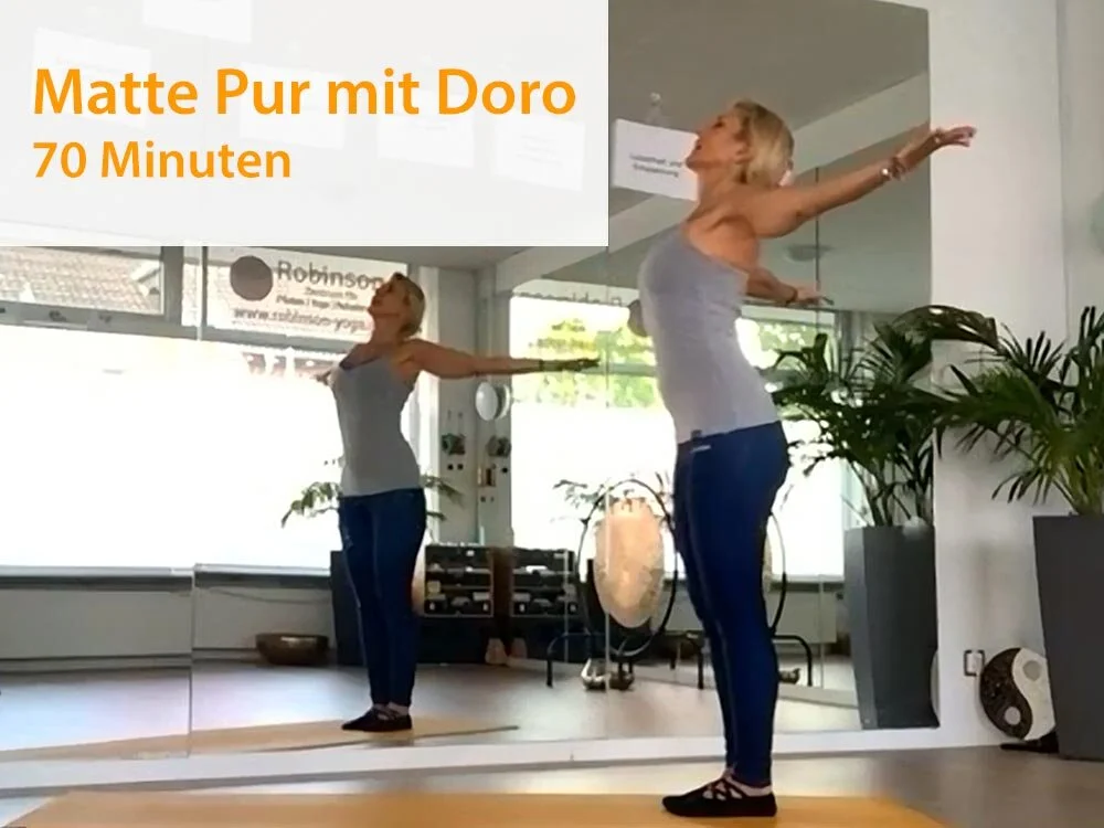 107. Matte Pur - Doro  (78 Minuten) - 4.5.2020Doro beginnt diese Mattenstunde im Stehen. Danach geht es auf die Matte und in ruhigem Tempo durch die Pilates-Übungen. Aber täusche dich nicht, ruhig heißt vor allem präzise und damit schön anstrengend.…