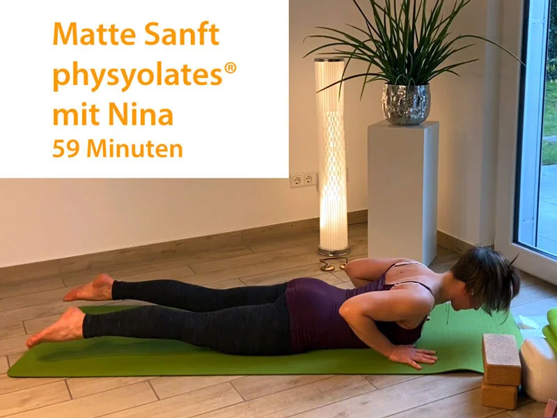 121. Matte Sanft physyolates - Faszienmobilisation und Dehnen - Nina (59 Minuten) - 21.2.2021Wie der Titel schon sagt geht es in dieser sanften Stunde mit Nina um die Mobilisierung Deiner Faszien und das weiche Dehnen Deiner Muskeln.Youtube Link: ht…