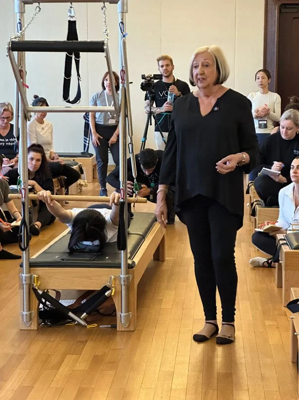 Kathy-unterrichtet.jpg