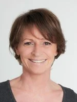 Felicitas Ruthe schließt Pilates Ausbildung erfolgreich ab