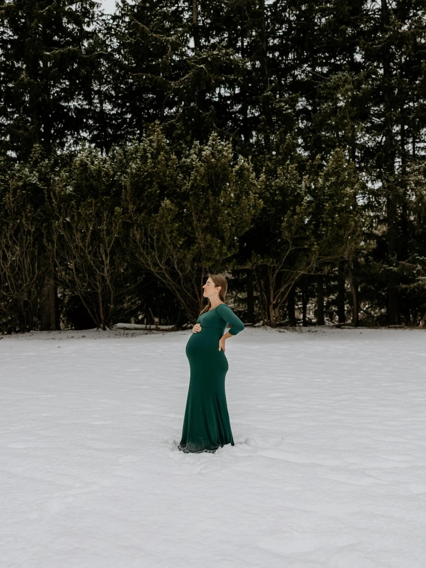 Wrapped in winter, glowing with new life.
There&rsquo;s nothing more powerful than a mother waiting to meet her baby 🤍