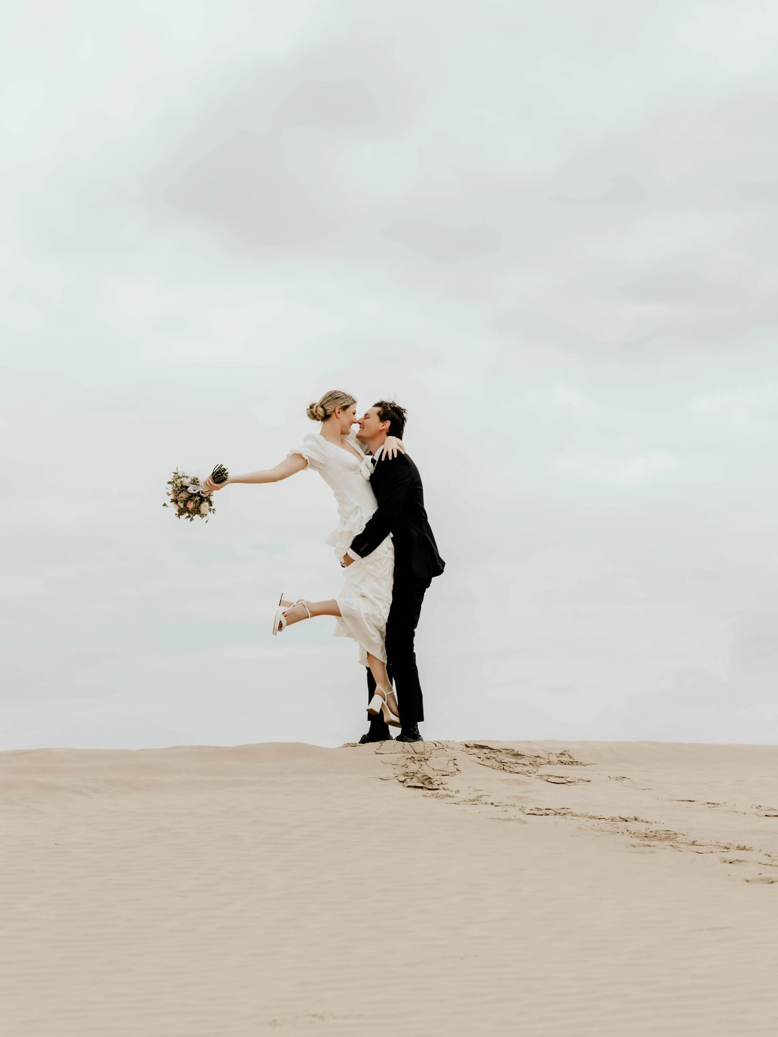Where the earth feels endless and love feels even bigger 🤍
&bull;
&bull;
Host: @saturneducationco
Models: @claireandconnor
#UtahWeddingPhotographer #SandDunesElopement #UtahElopement #DestinationWeddingPhotographer #AdventureElopement WeddingPhotogr