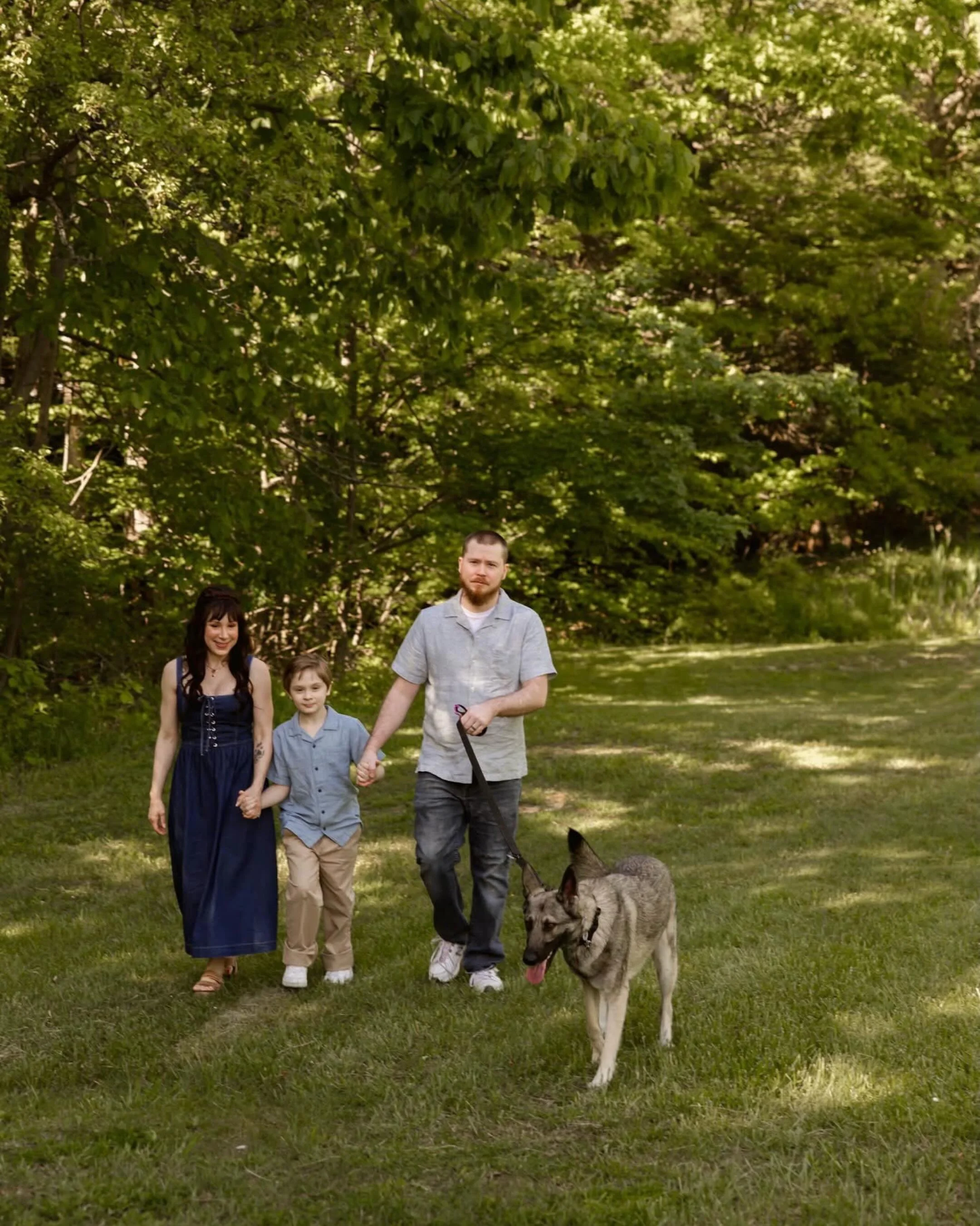 ✨ The sweetest kind of adventure: hand in hand, side by side, every step of the way. 💛
&bull;
&bull;
#FamilyPhotography #FamilyPhotographer #LifestylePhotography #FamilySession #FamilyPhotos DocumentaryPhotography OutdoorFamilySession WesternNYPhoto