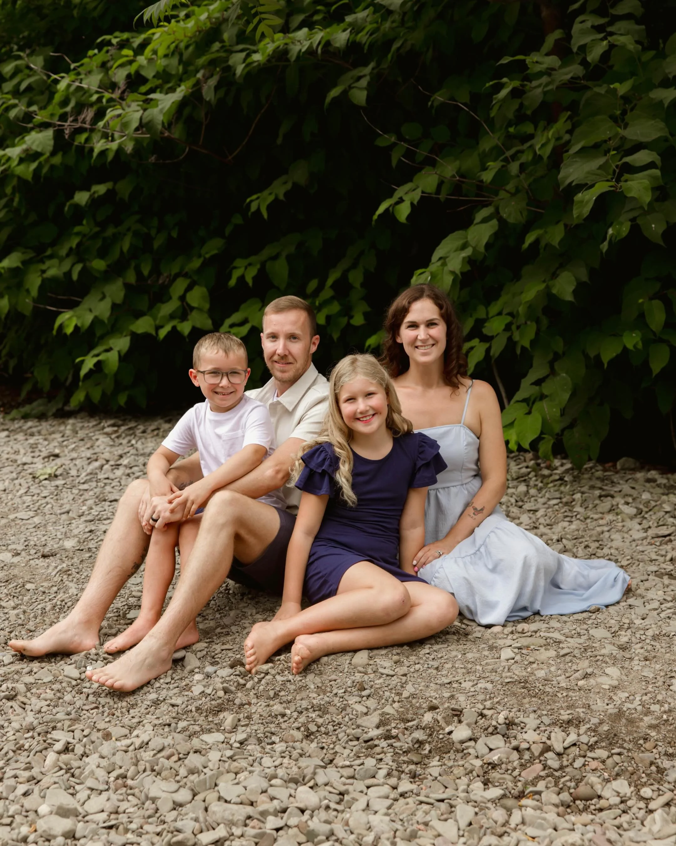 Just a family, exactly as they are. And that&rsquo;s more than enough. ✨
&bull;
&bull;
#BuffaloPhotographer #WesternNYPhotographer #FamilyPhotography #FamilyPhotographer #LifestylePhotography BuffaloFamilyPhotographer WNYFamilies
