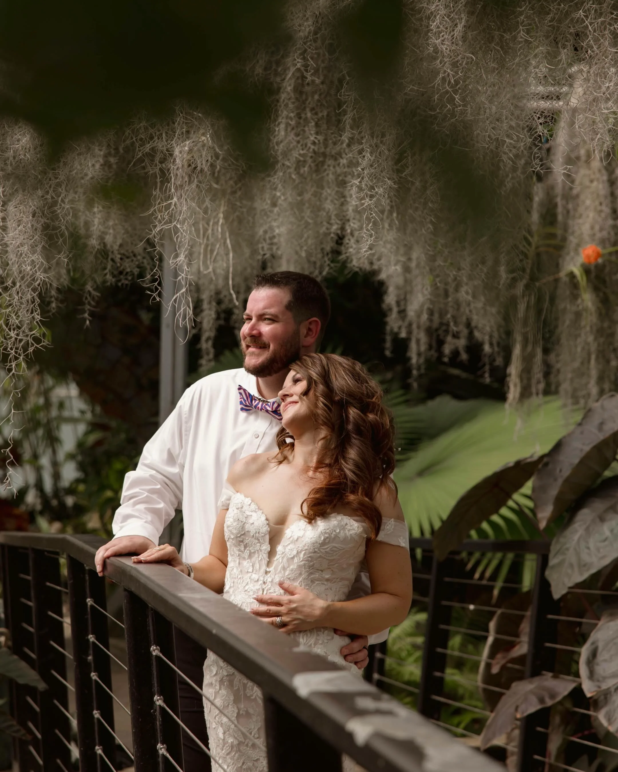 A little romance tucked away in a garden oasis 🌿🤍 
&bull;
&bull;
#WeddingPhotographer #WNYWeddingPhotographer #WeddingPortraits #WeddingInspiration