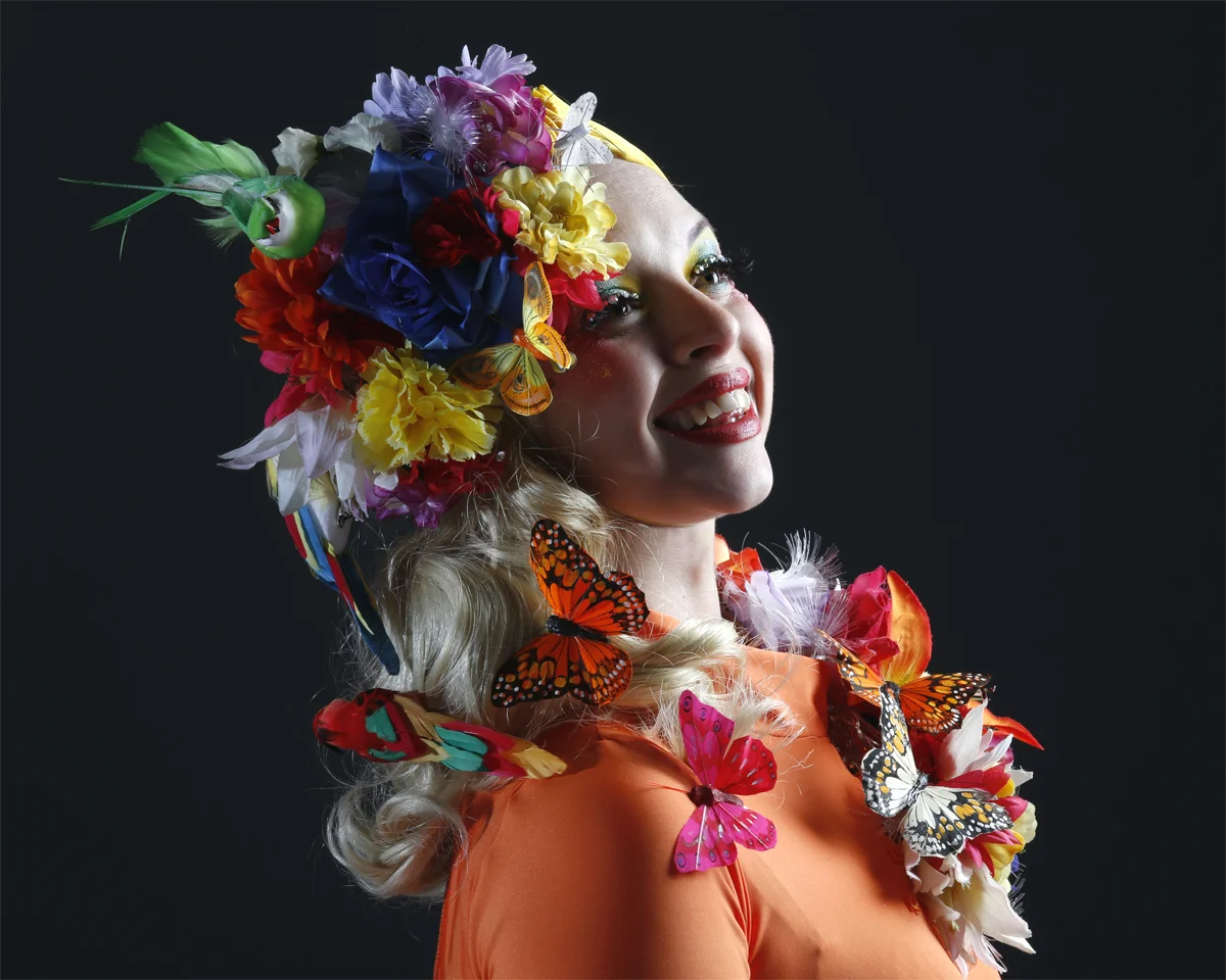 Light Emitting Dance, Tropical detail, Divine Company.jpg