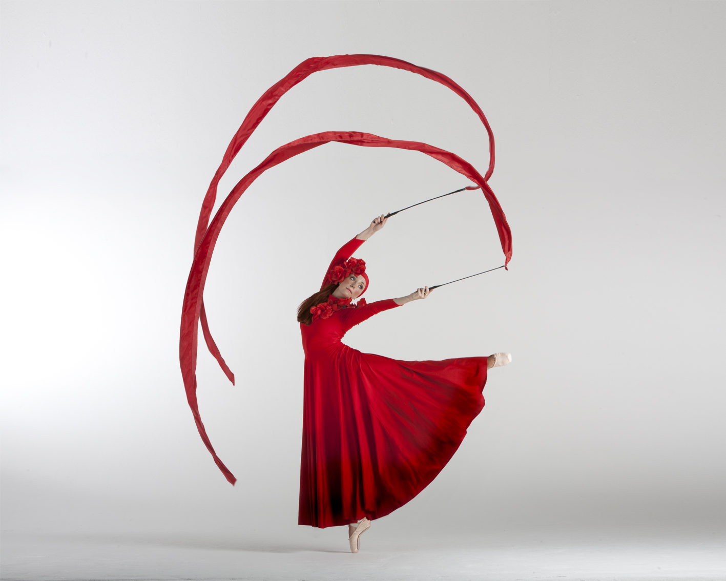 Light Emitting Dance in colour 6, Divine Company.jpg
