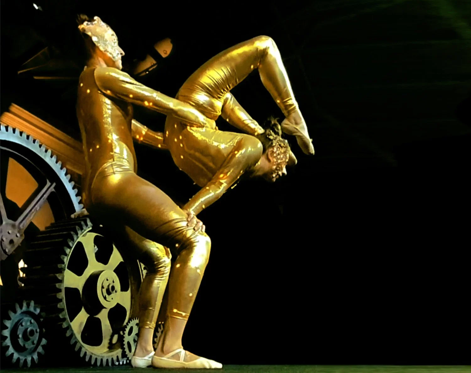Gold, live contortion and acro duo 4, Divine Company.jpg