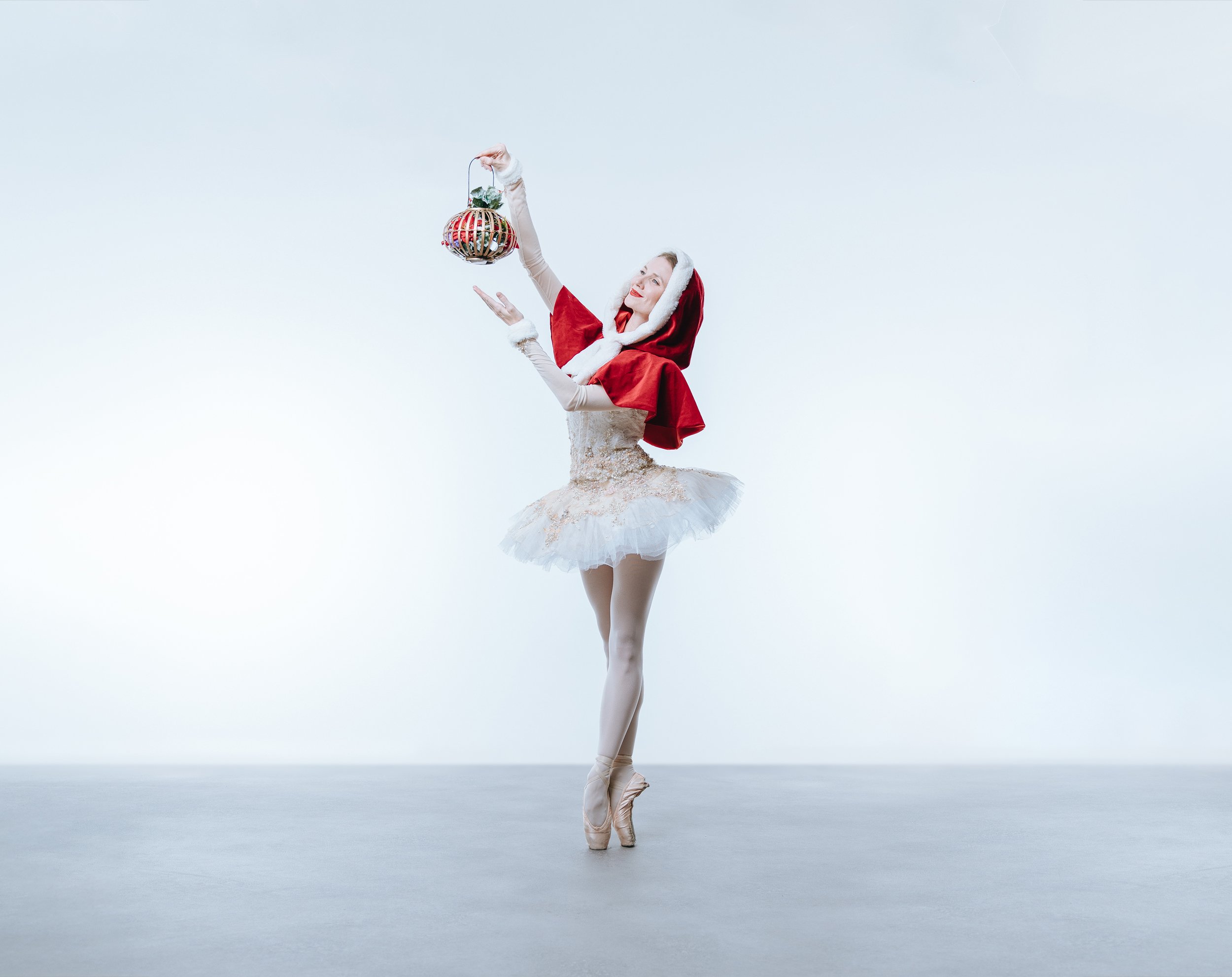 The London Cirque Ballet, Christmas Cape with lamp,  Divine Company.jpg