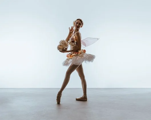 The London Cirque Ballet, Flower fairy III, Divine Company.jpg