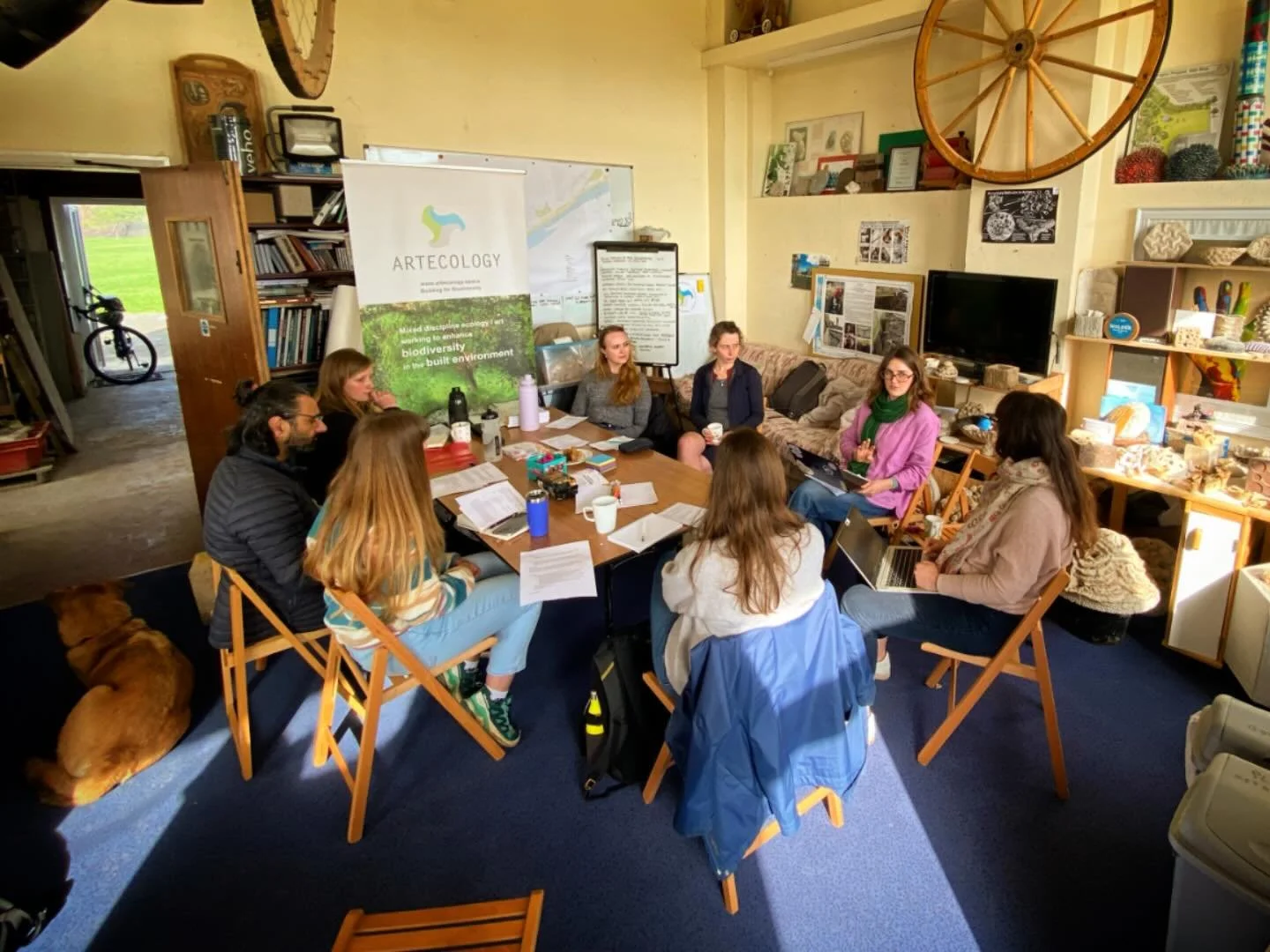 Great to host @uni_southampton researchers today, along with @iwbiosphere @marthasadiehenson @thecommonspaceiw @daneen.c 
New Isle of Wight based people place, and wildlife research underway&hellip;&hellip;
