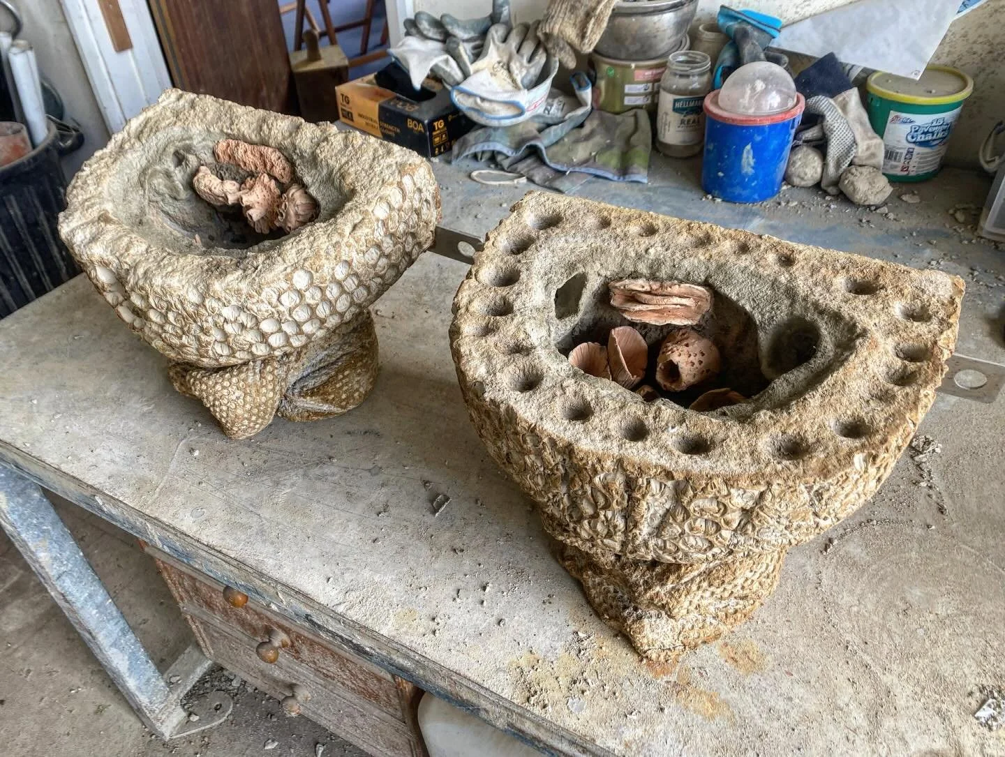 These two S-Type (CoCreate) Vertipools will be on show in London in May. 

Media: @cementonatural concrete with embedded ceramic artefacts courtesy of @cityartsportsmouth and the fine people of Portsmouth. 

The art, science, and engineering made rea