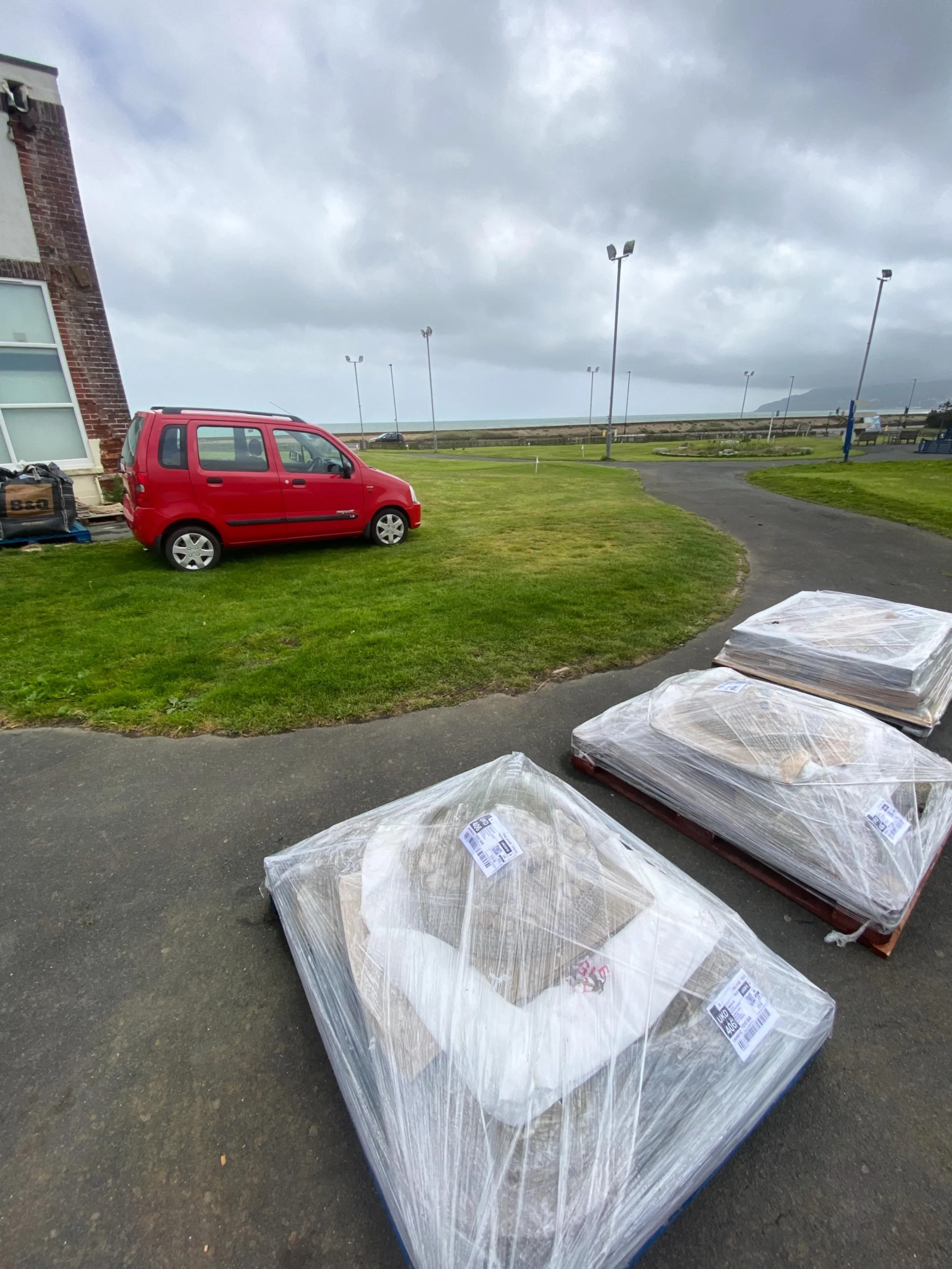 Meanwhile, three pallets of handmade habitats are about the Isle of Wight UNESCO Biosphere for new homes on the North Yorkshire coast. 
@yorkshiremnp