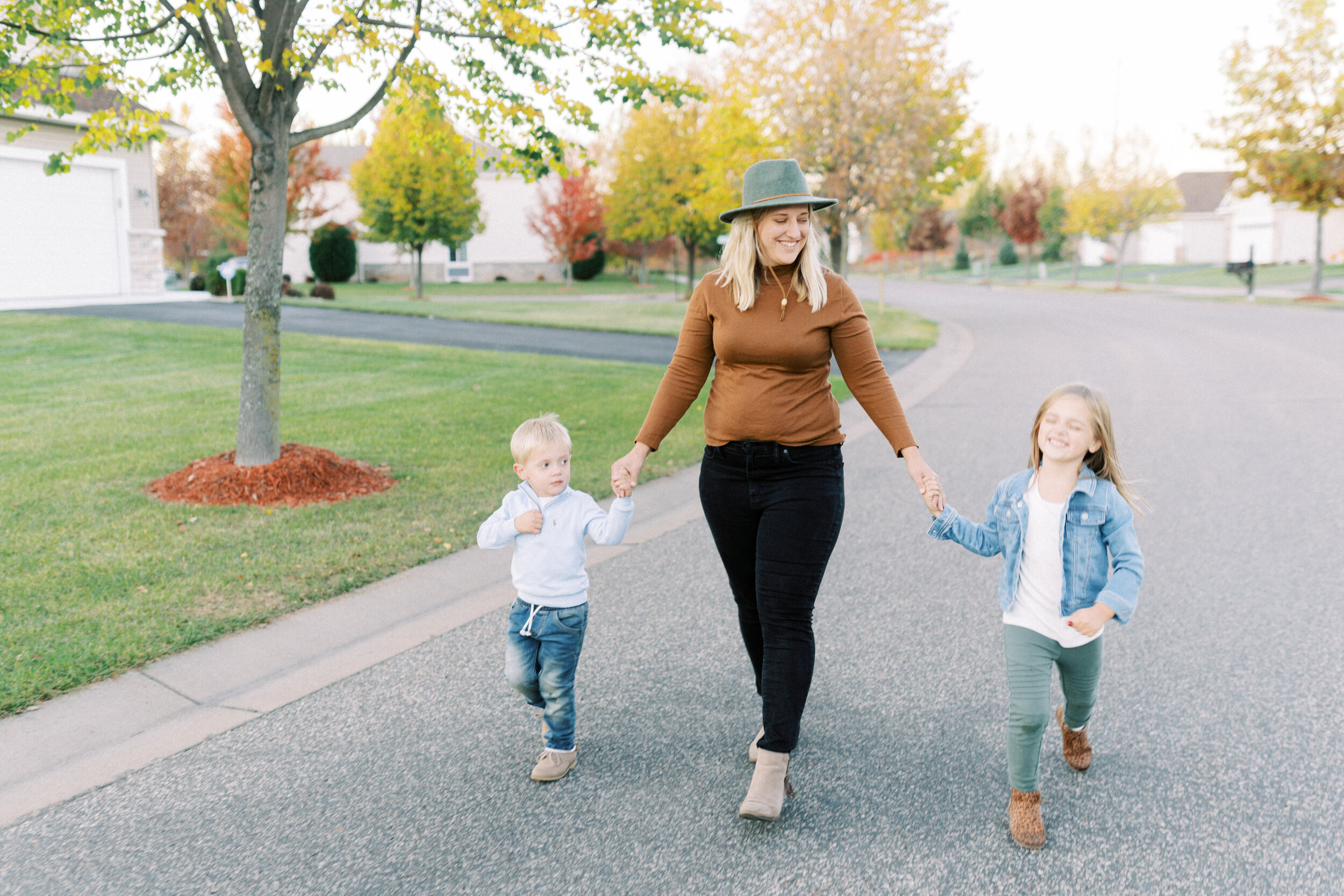 Twin Cities Family Photographer