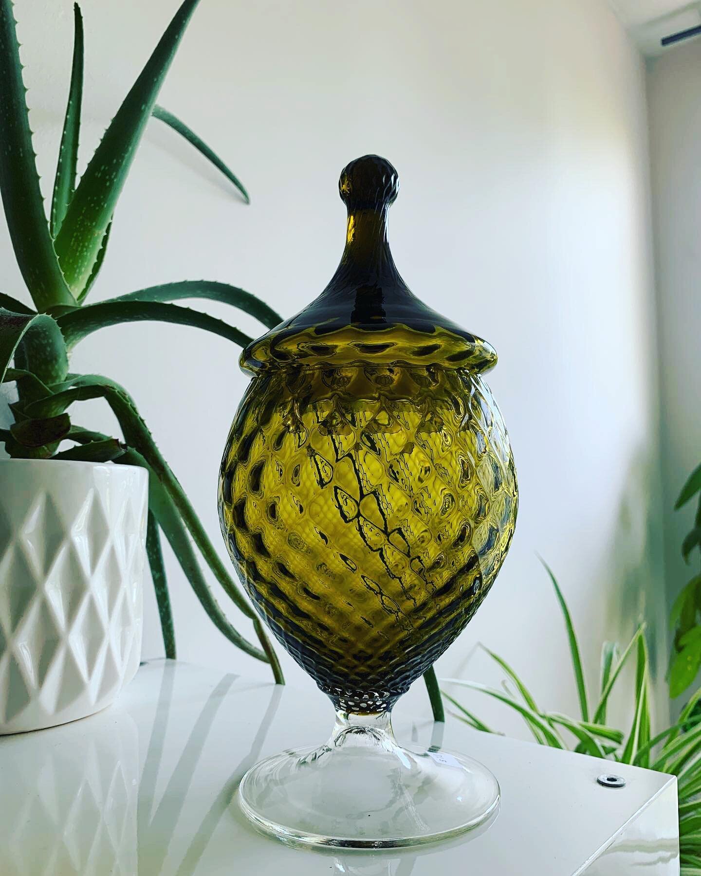 A super gorgeous olive green candy dish. 
#vancouvervintage