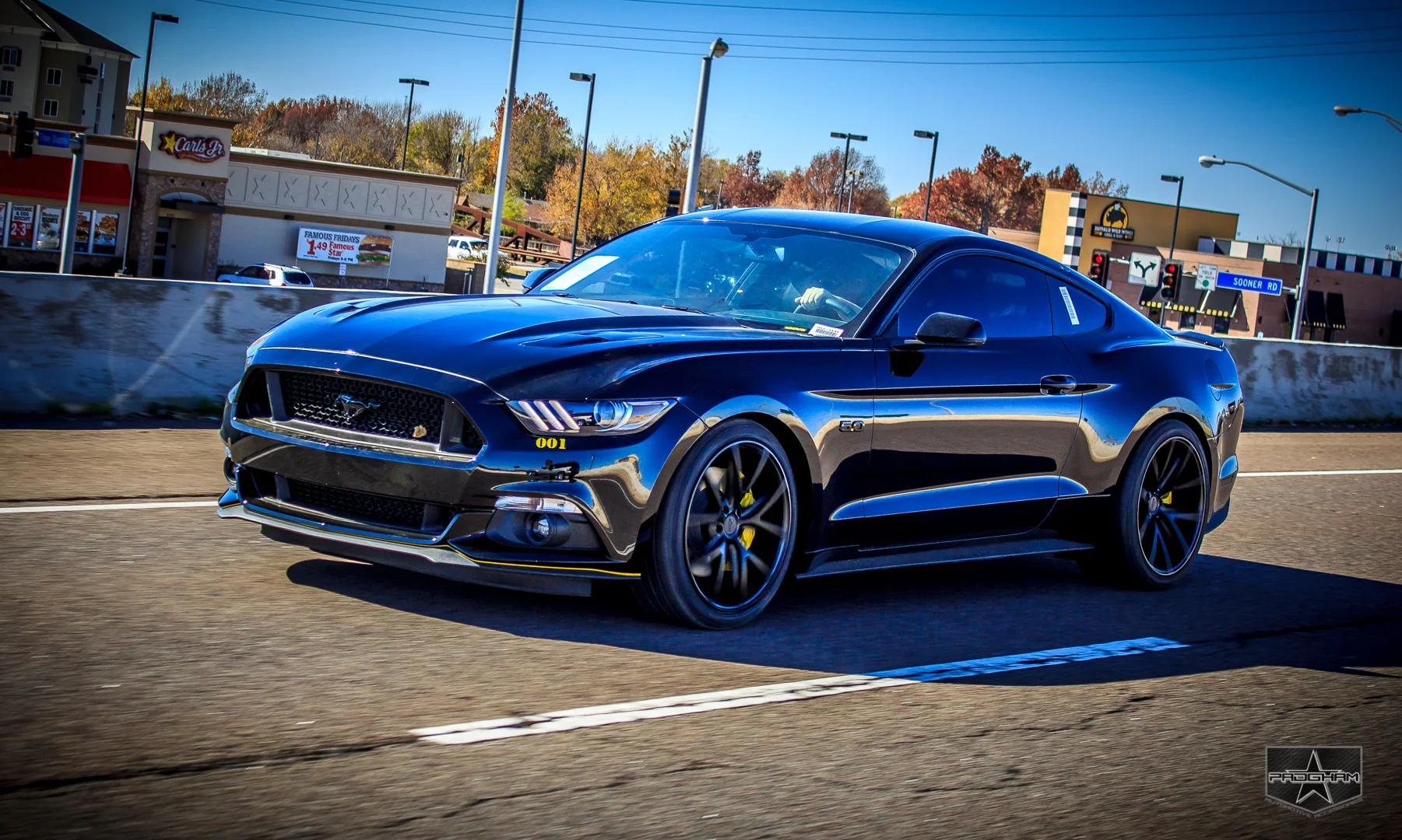 Ford Mustang GT 3.jpg