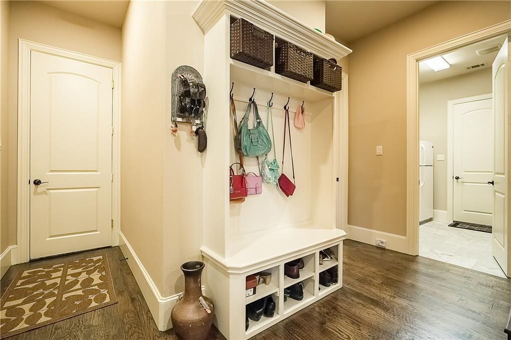 Photo credit to Zillow